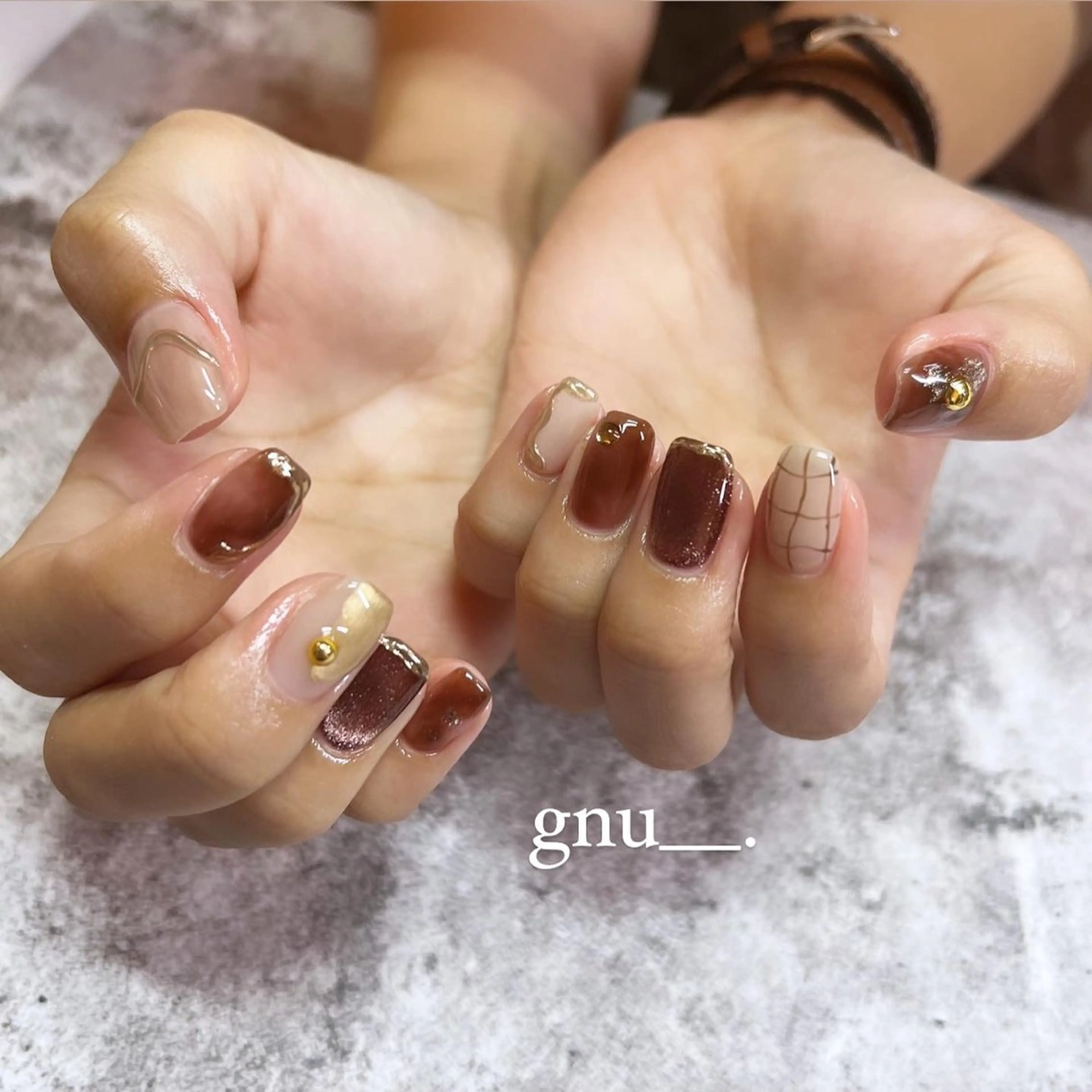 ネイル マグネットネイル ニュアンスネイル ハンドネイル gnu__. nailのネイルデザイン