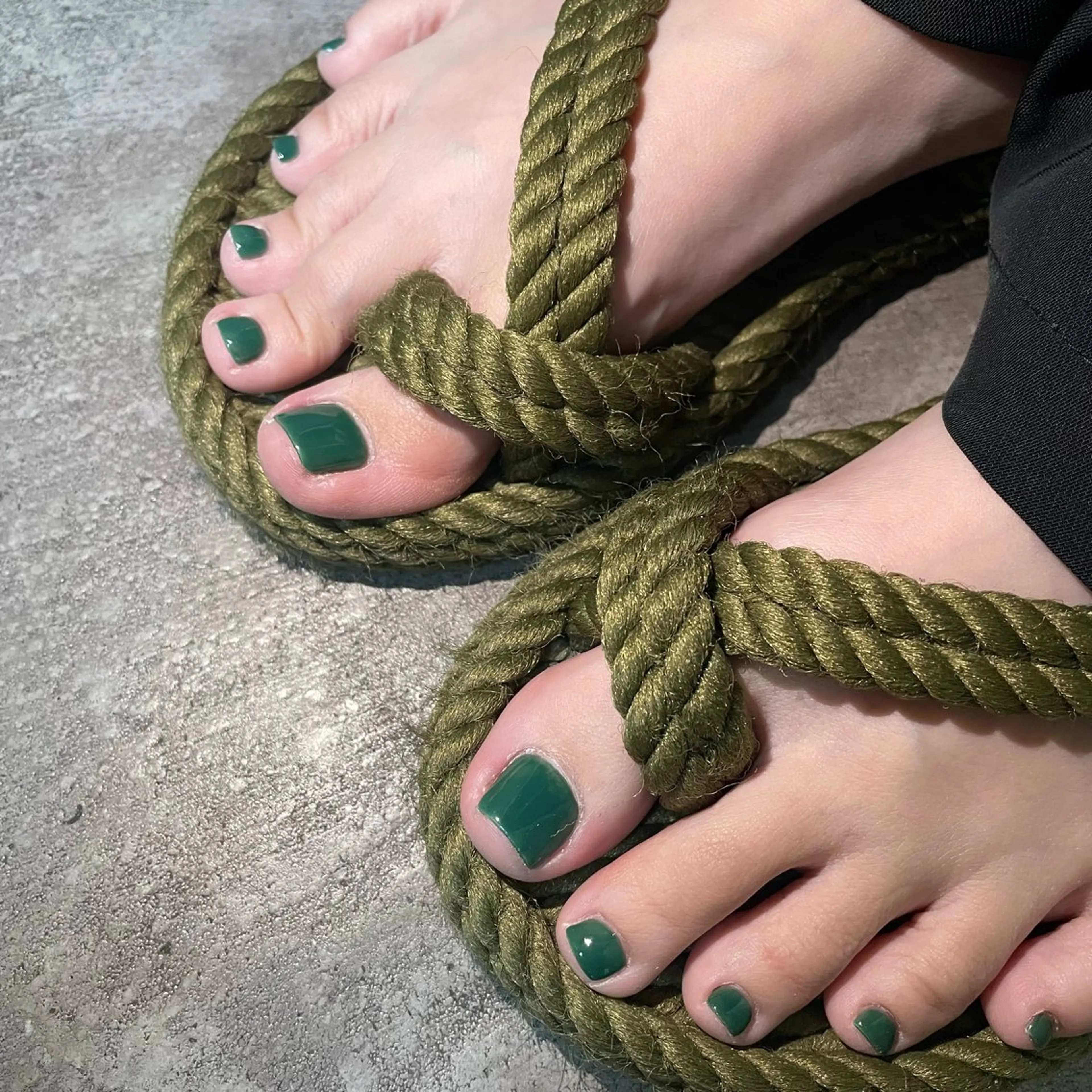 ネイル mieux MOEKAのネイルデザイン