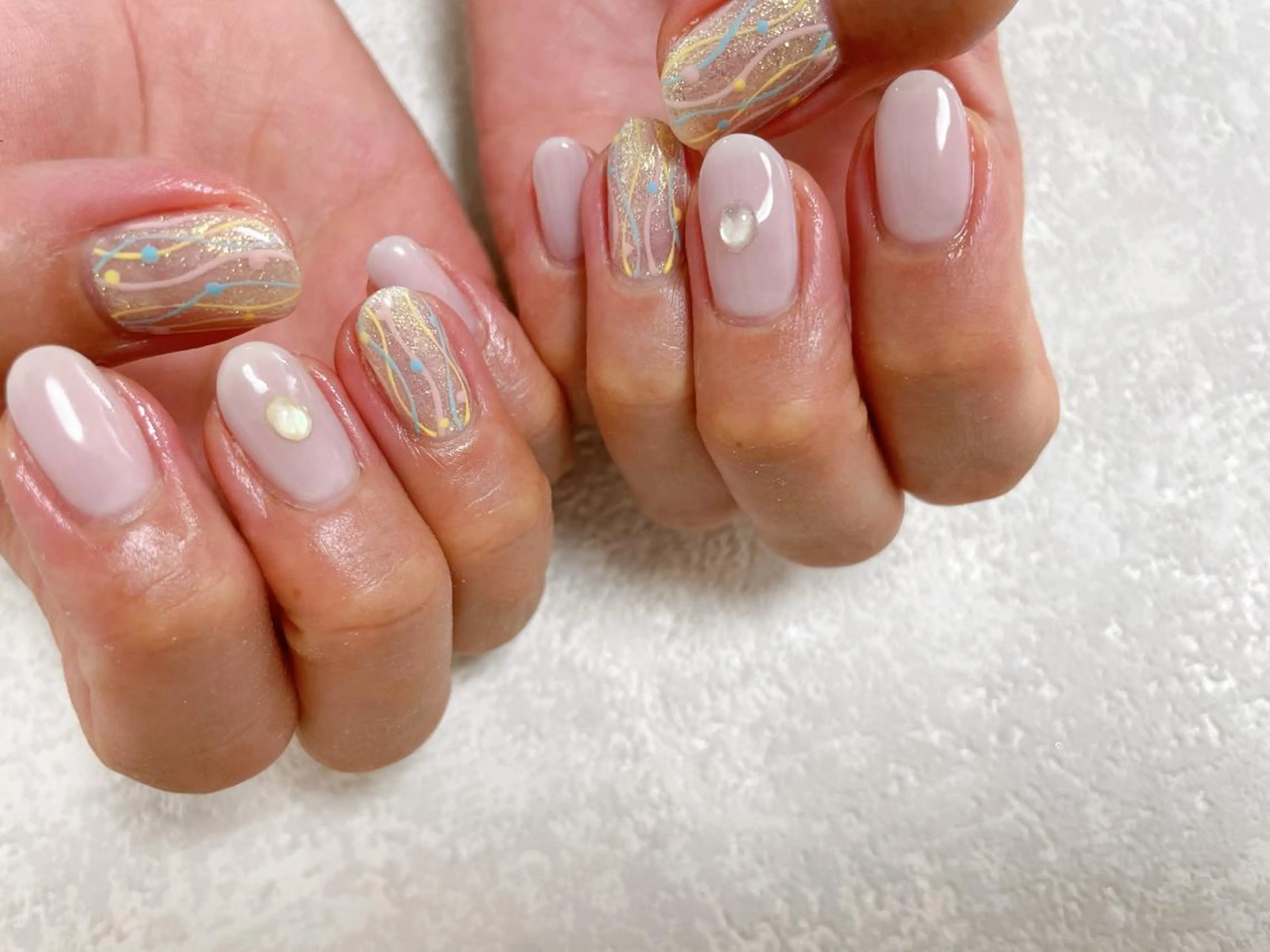 ネイル オーロラネイル フラワーネイル フットネイル フレンチネイル ジェルネイル mogunail &blowのネイルデザイン