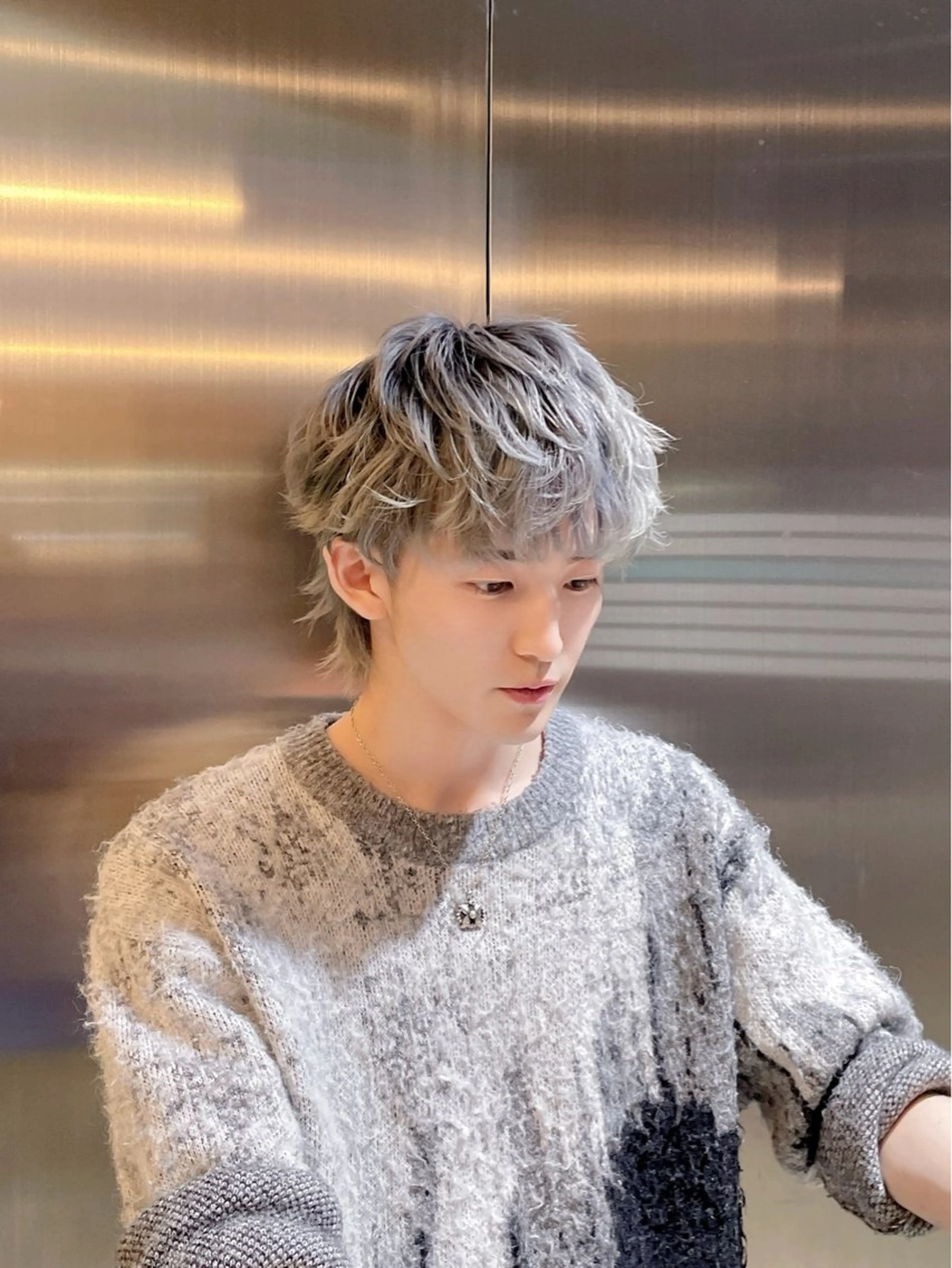 ショート カラー メンズ メンズブリーチ ブリーチ ショートヘア ナリキ/ダブルカラー /ダブルカラーモデルのヘアスタイル