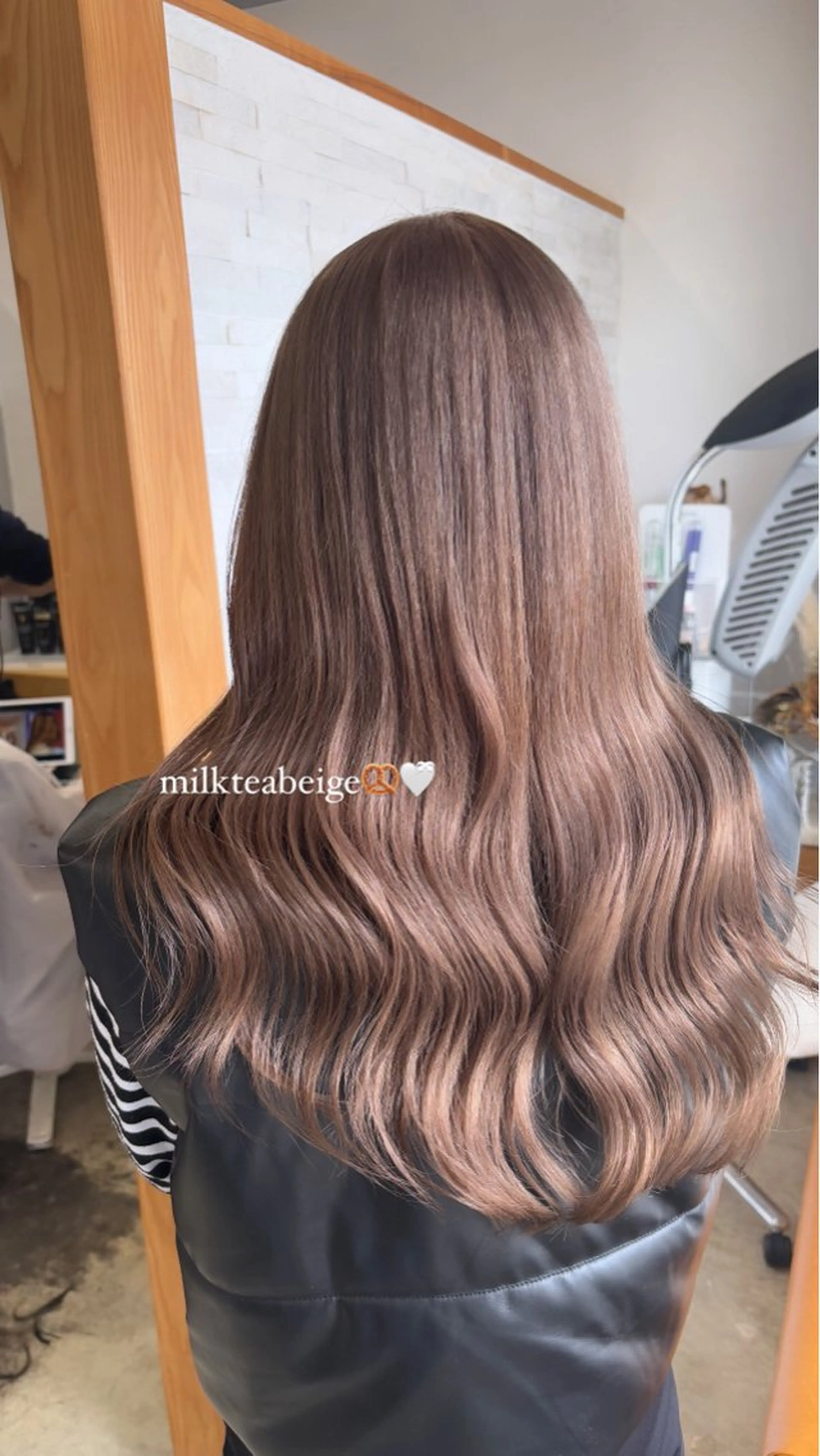 ロング miloc Maikaのヘアスタイル