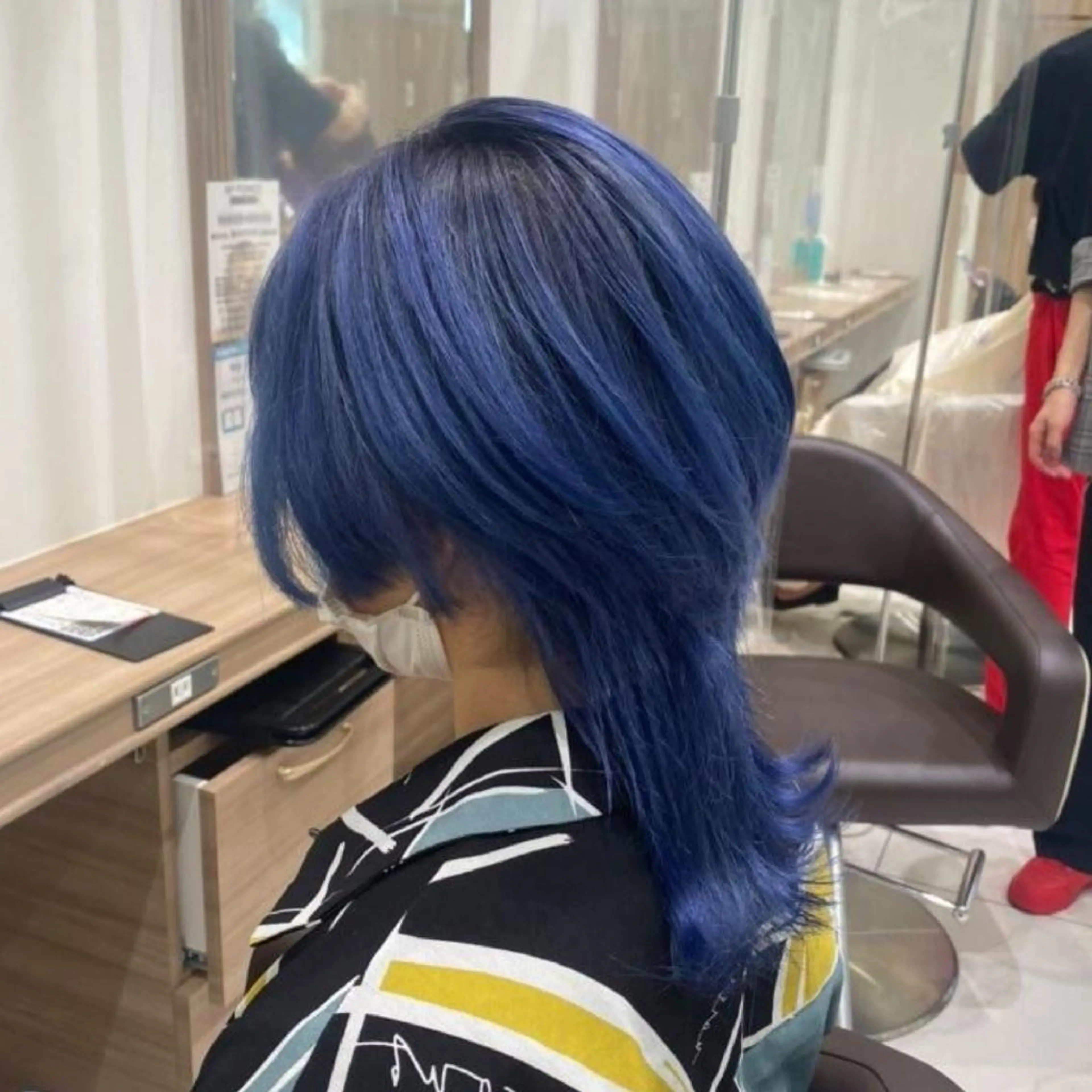 ミディアム カラー ブルーカラー ネイビーカラー ウルフカット あらげ 🌈推しカラー🌈ᵕのヘアスタイル