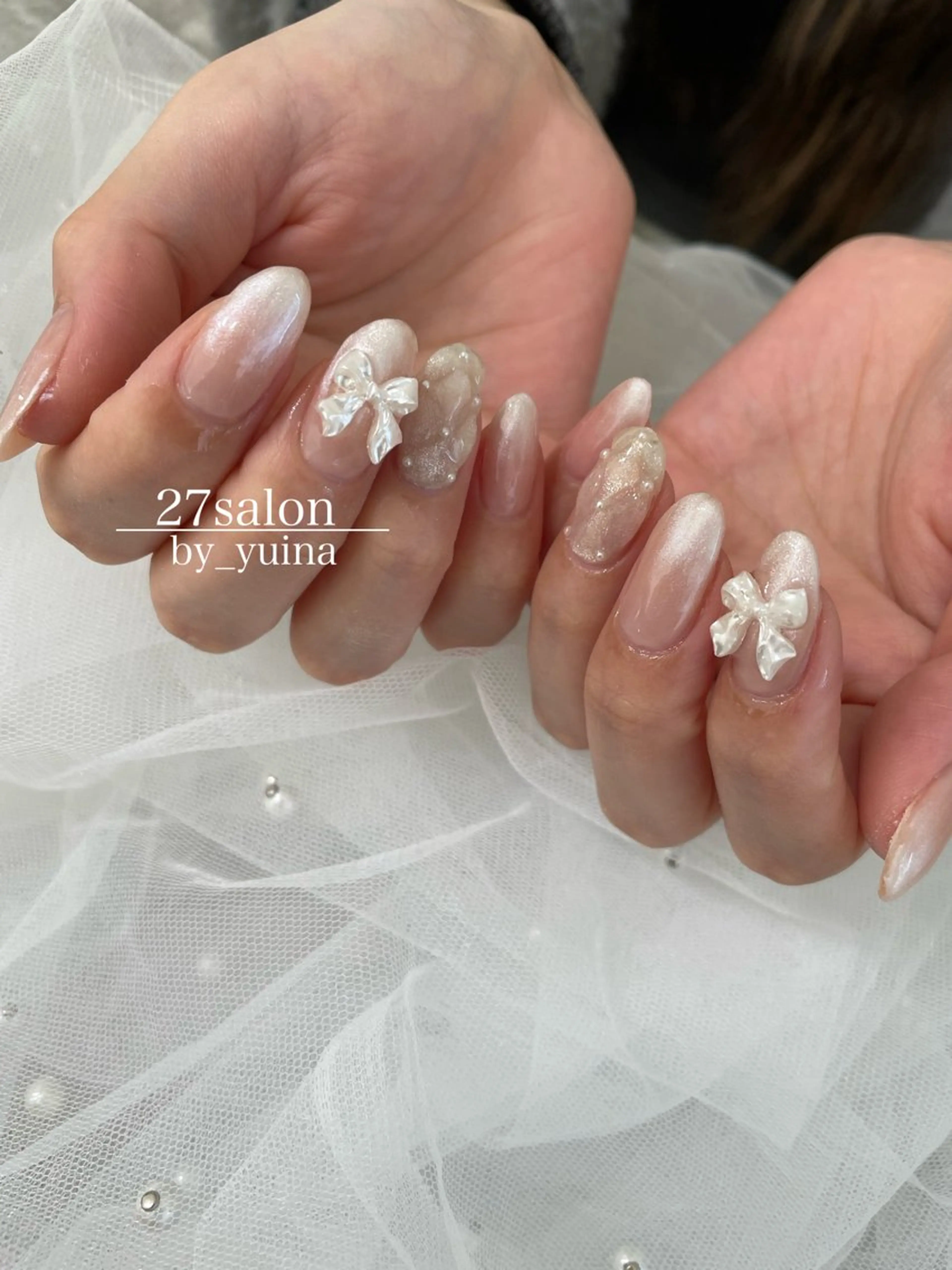 ネイル グラデーション リボン ホワイト ハンドネイル 27salon yuinaのネイルデザイン