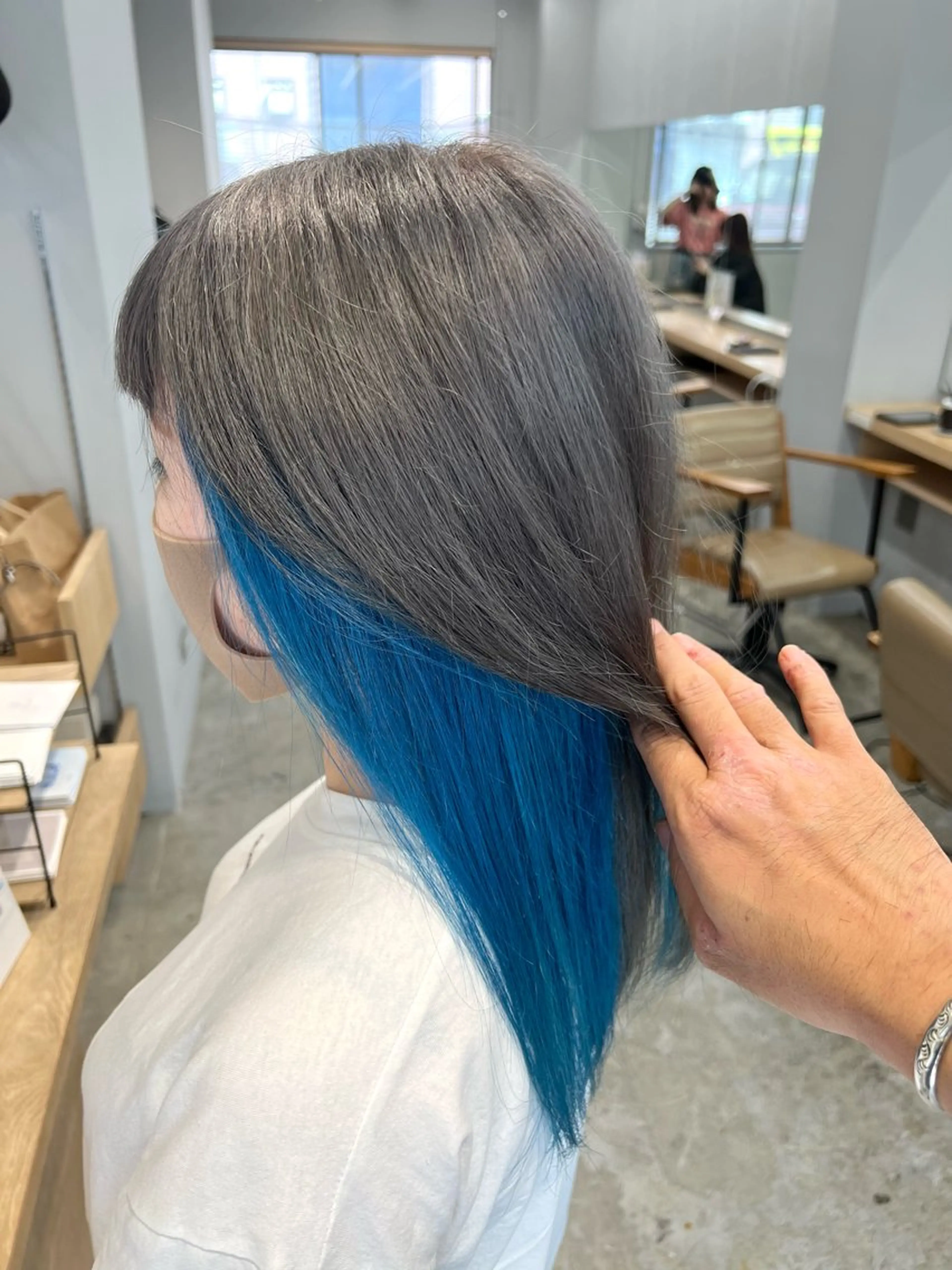 ミディアム カラー ブルーカラー 代表 YUKI ☆のヘアスタイル