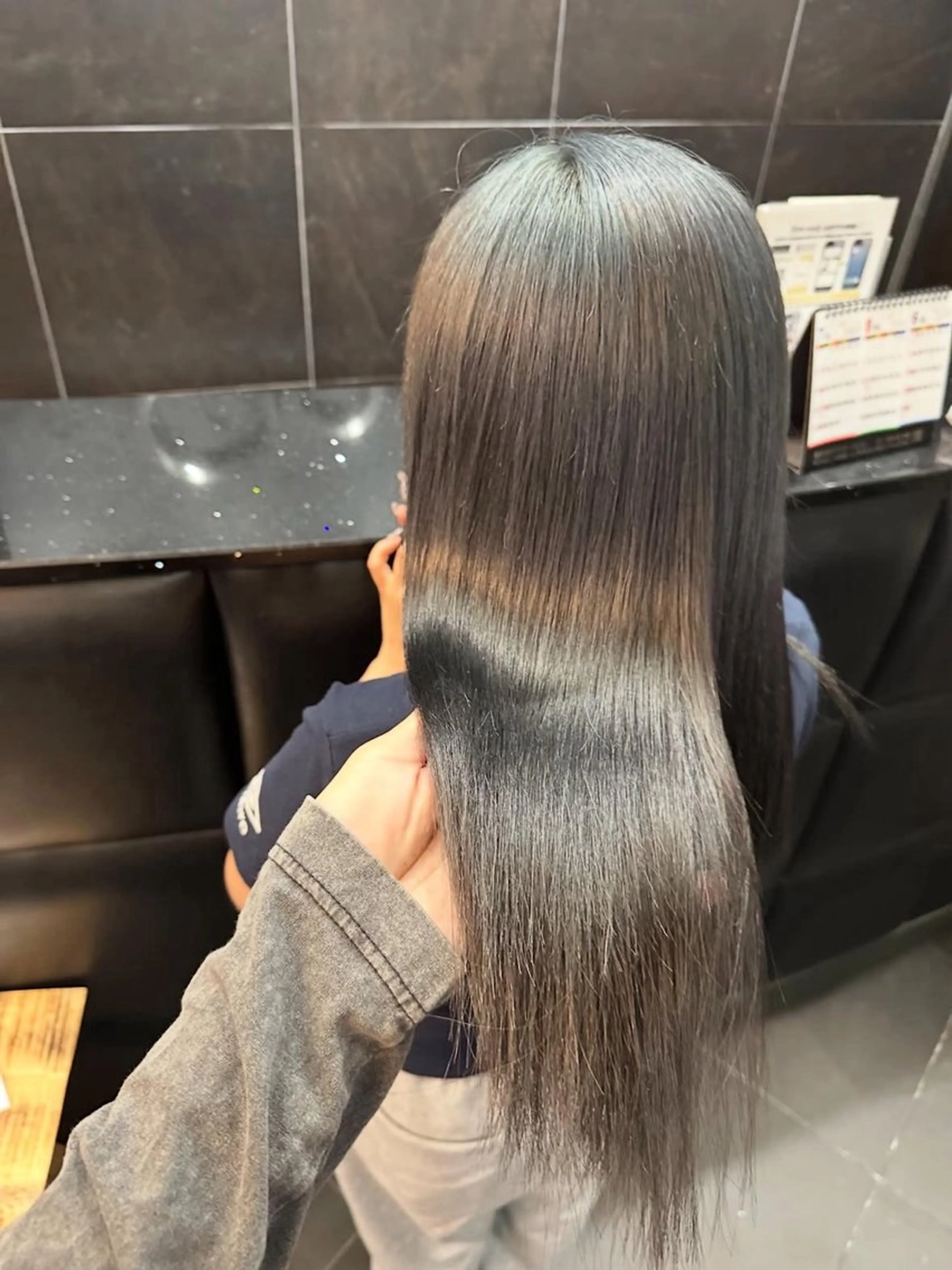 黒髪卒業✌🎓全頭フルブリーチwカラー👱‍♀️の写真