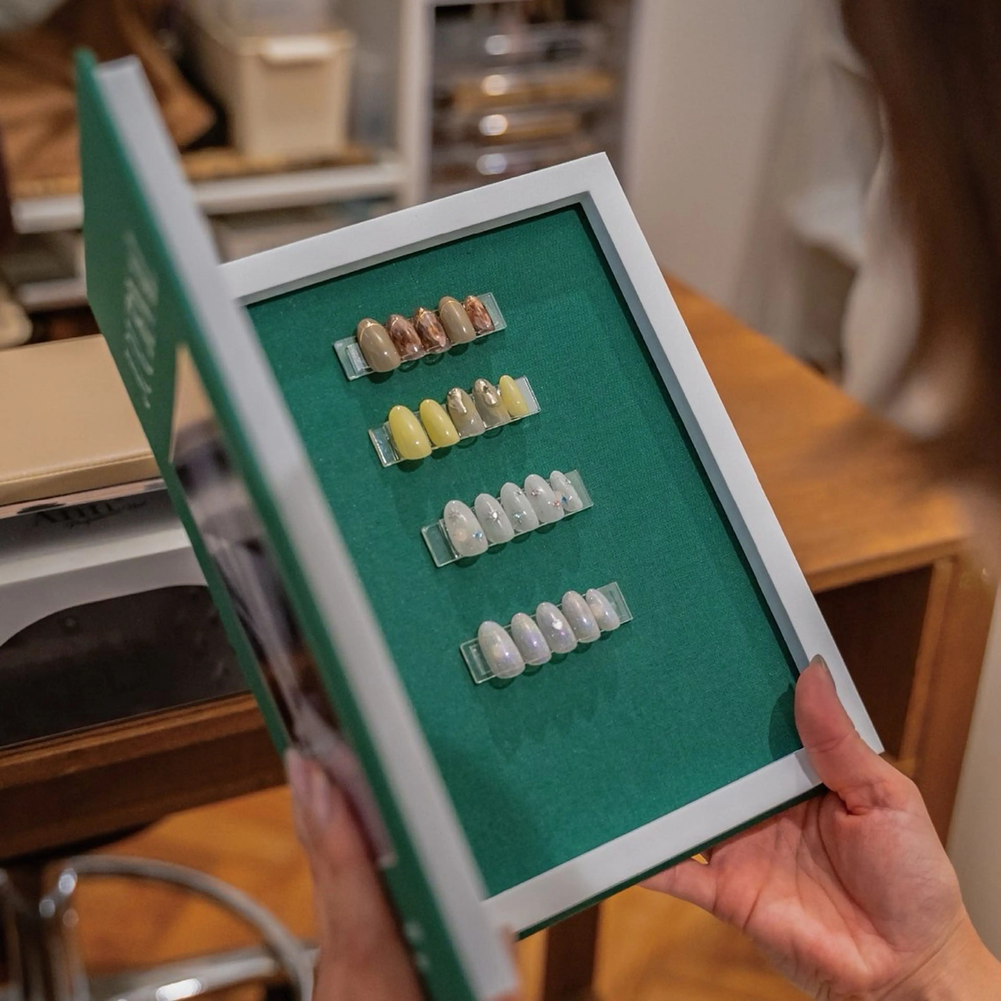 ネイル アートネイル ease (イーズ)のネイルデザイン