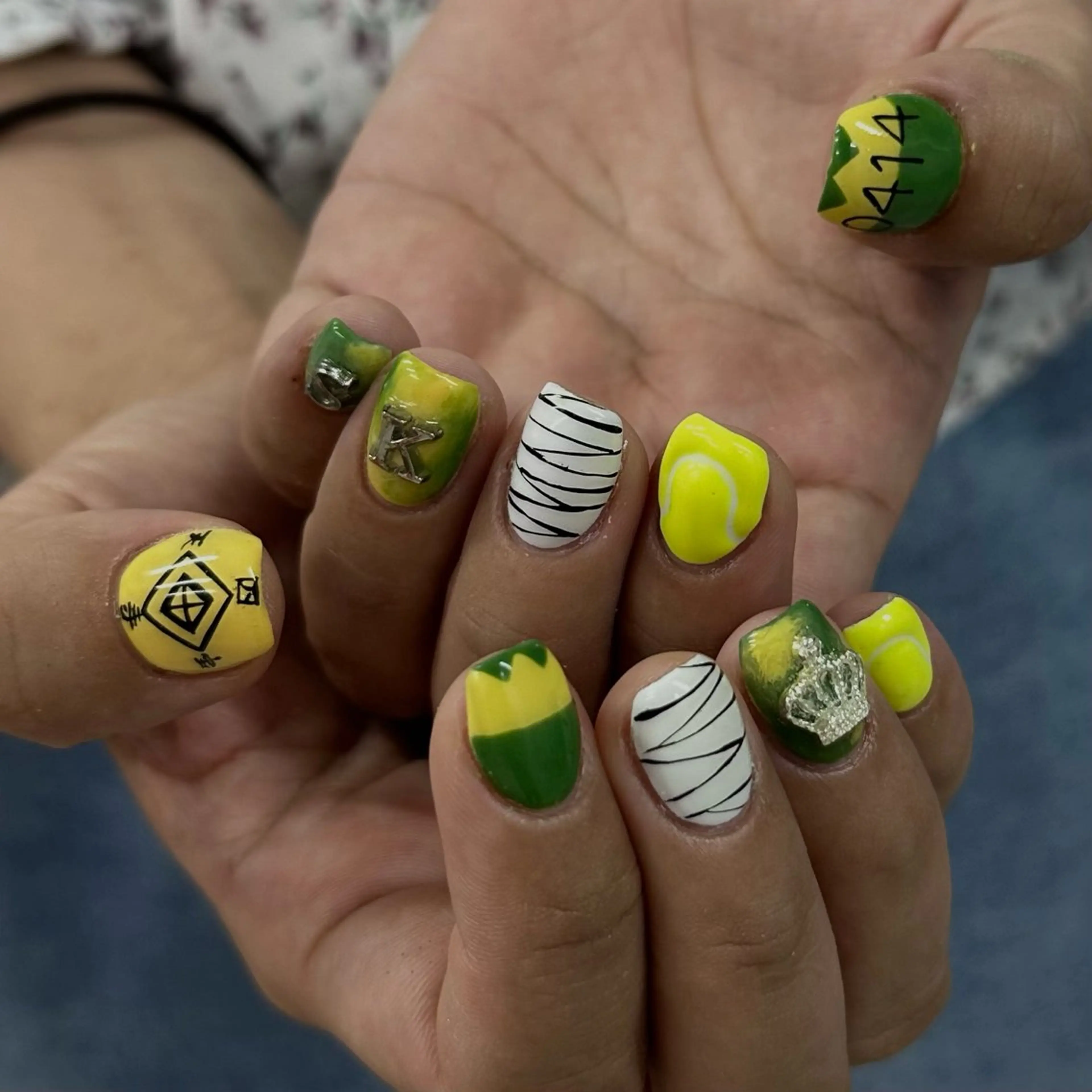 ネイル ハンドネイル フットネイル YukaRyu /癖デザインのネイルデザイン