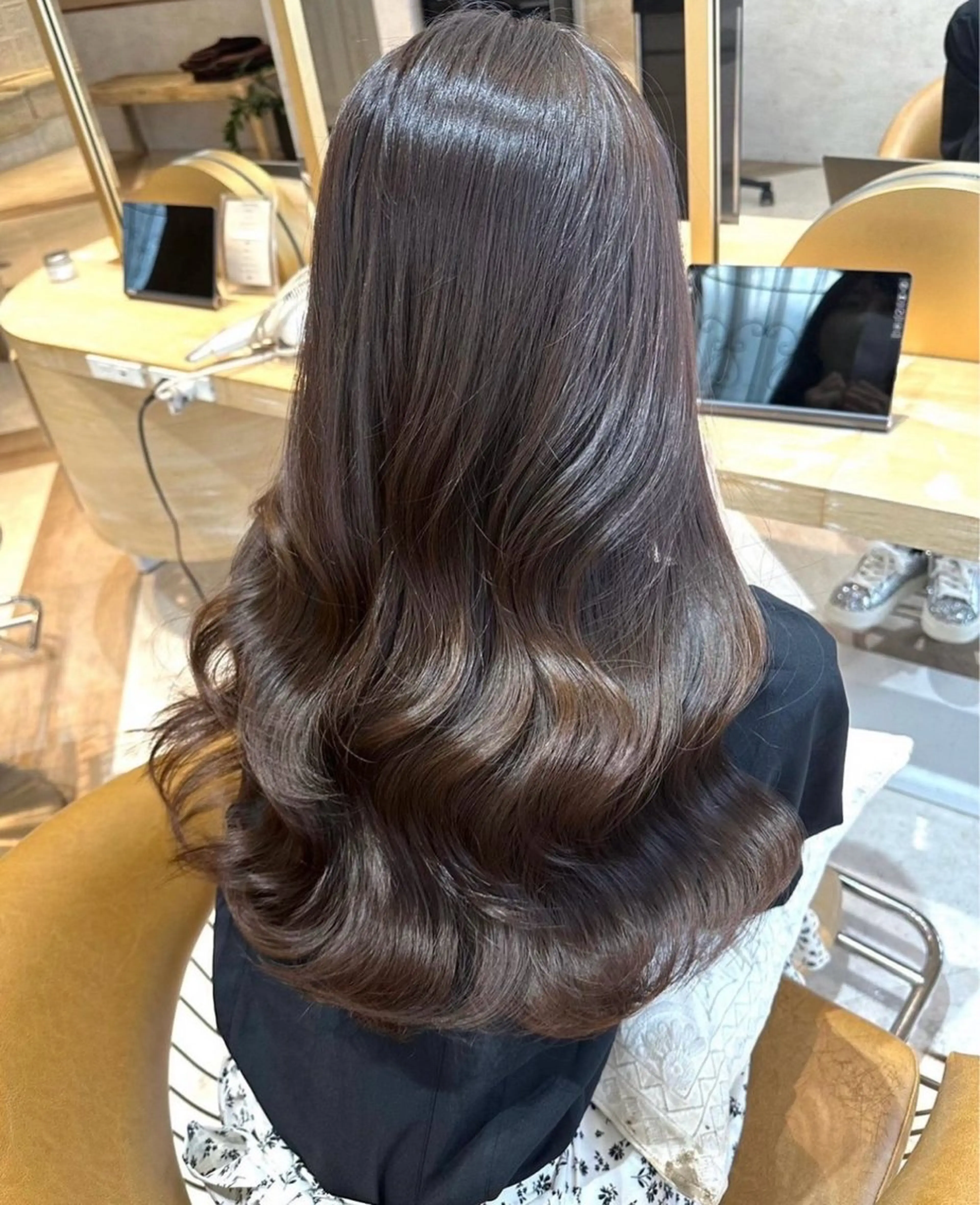 カラー ❤️ブリーチなし💚 ダブルカラー平野実花のヘアスタイル