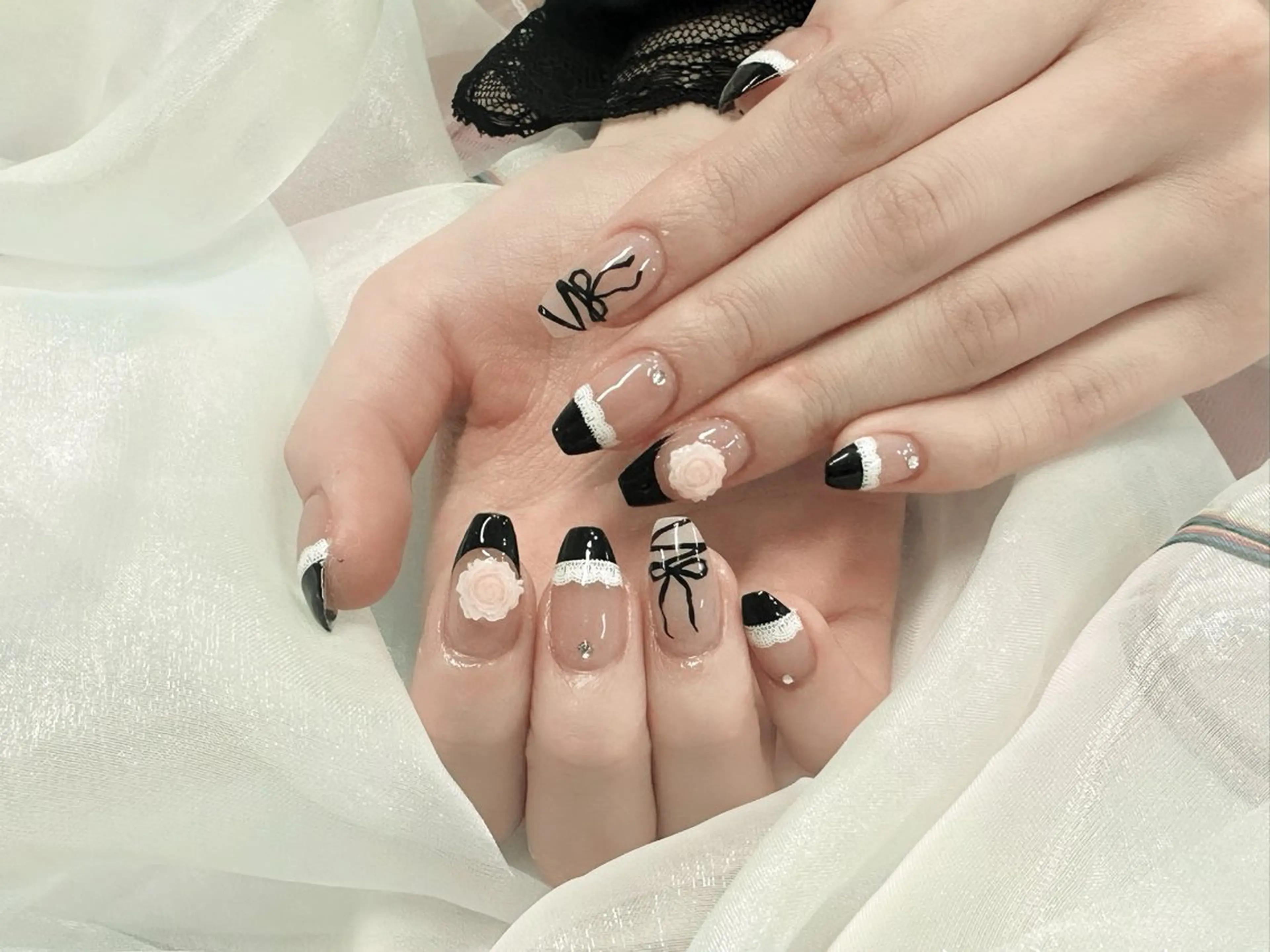 ネイル 成人式 フラッシュネイル フレンチネイル ジェルネイル グラデーション ハンドネイル Umiko🪆 Nailのネイルデザイン