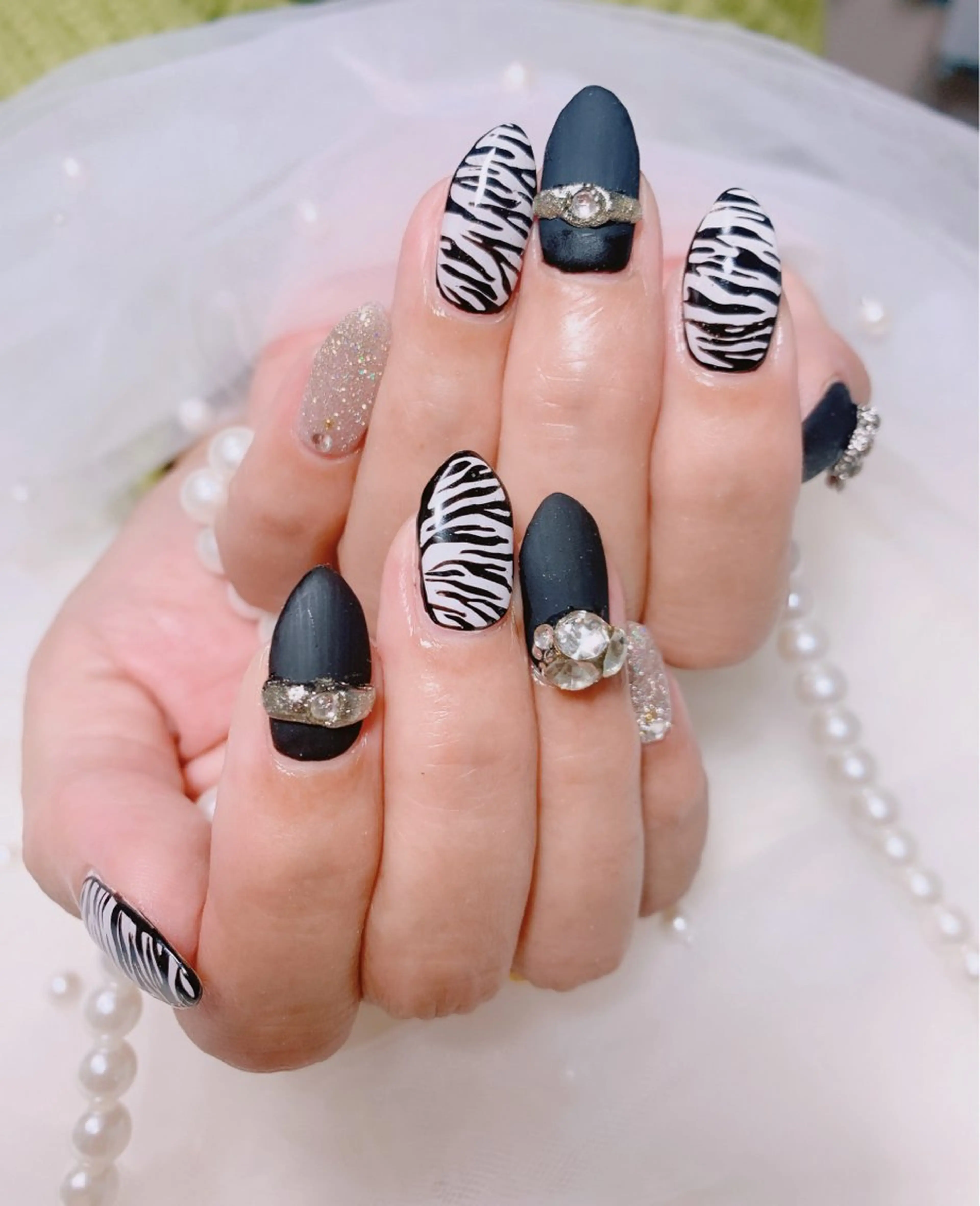 ネイル 高島 夏海のネイルデザイン