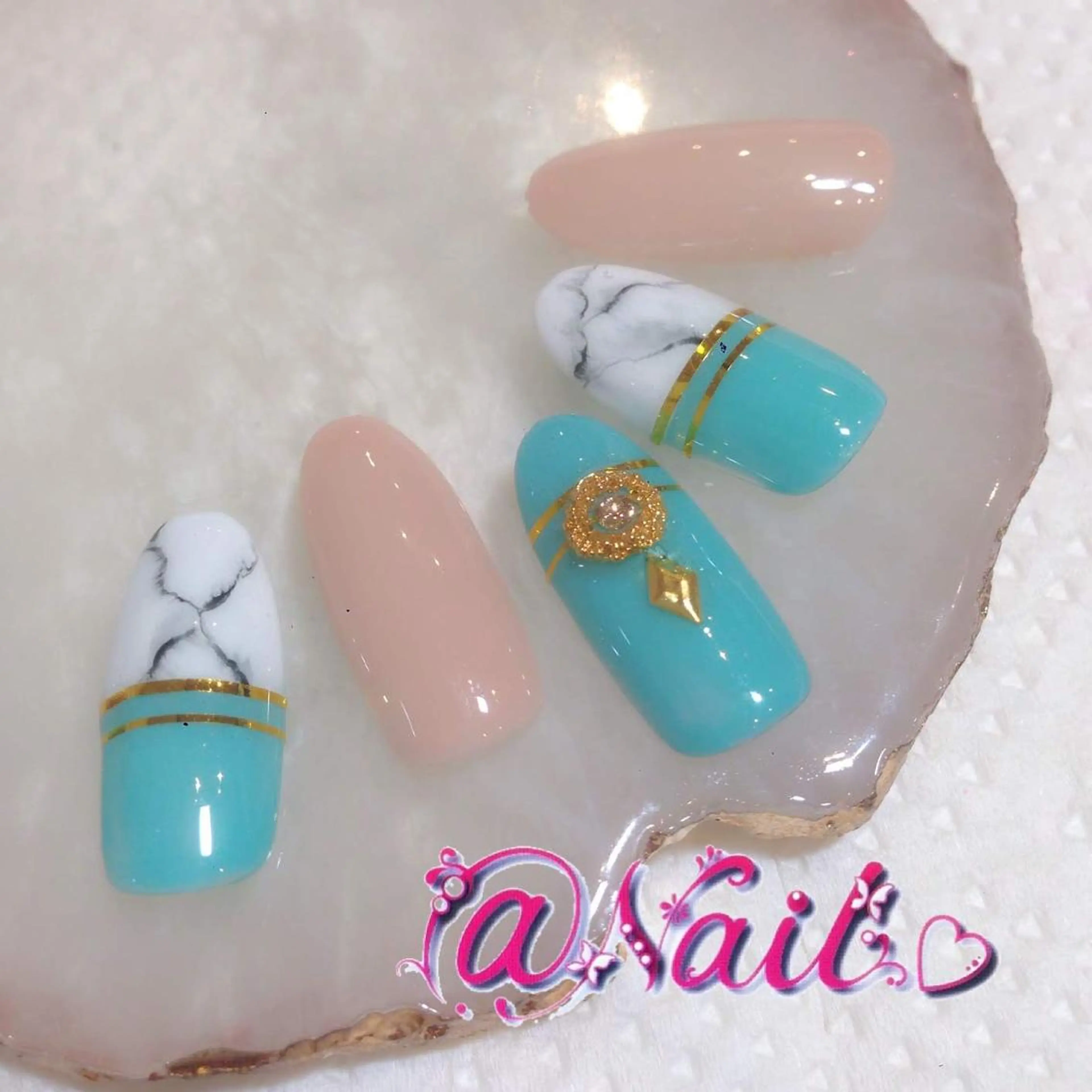 ネイル ネイルチップ 小尾 栞のネイルデザイン