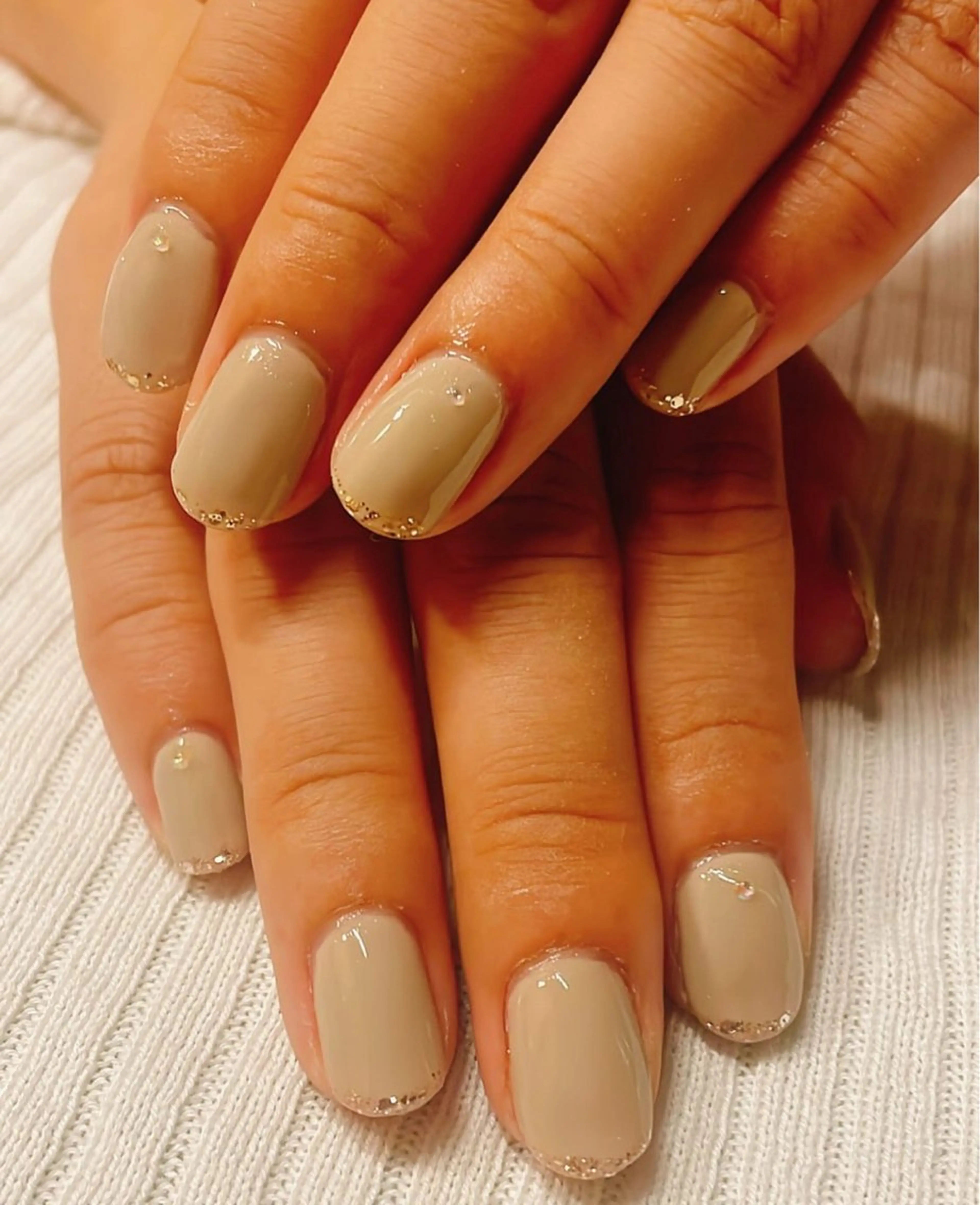 ネイル フレンチネイル シンプルネイル ストーンネイル Seek Red Nail所属・Yoshitake Saoriのネイルデザイン