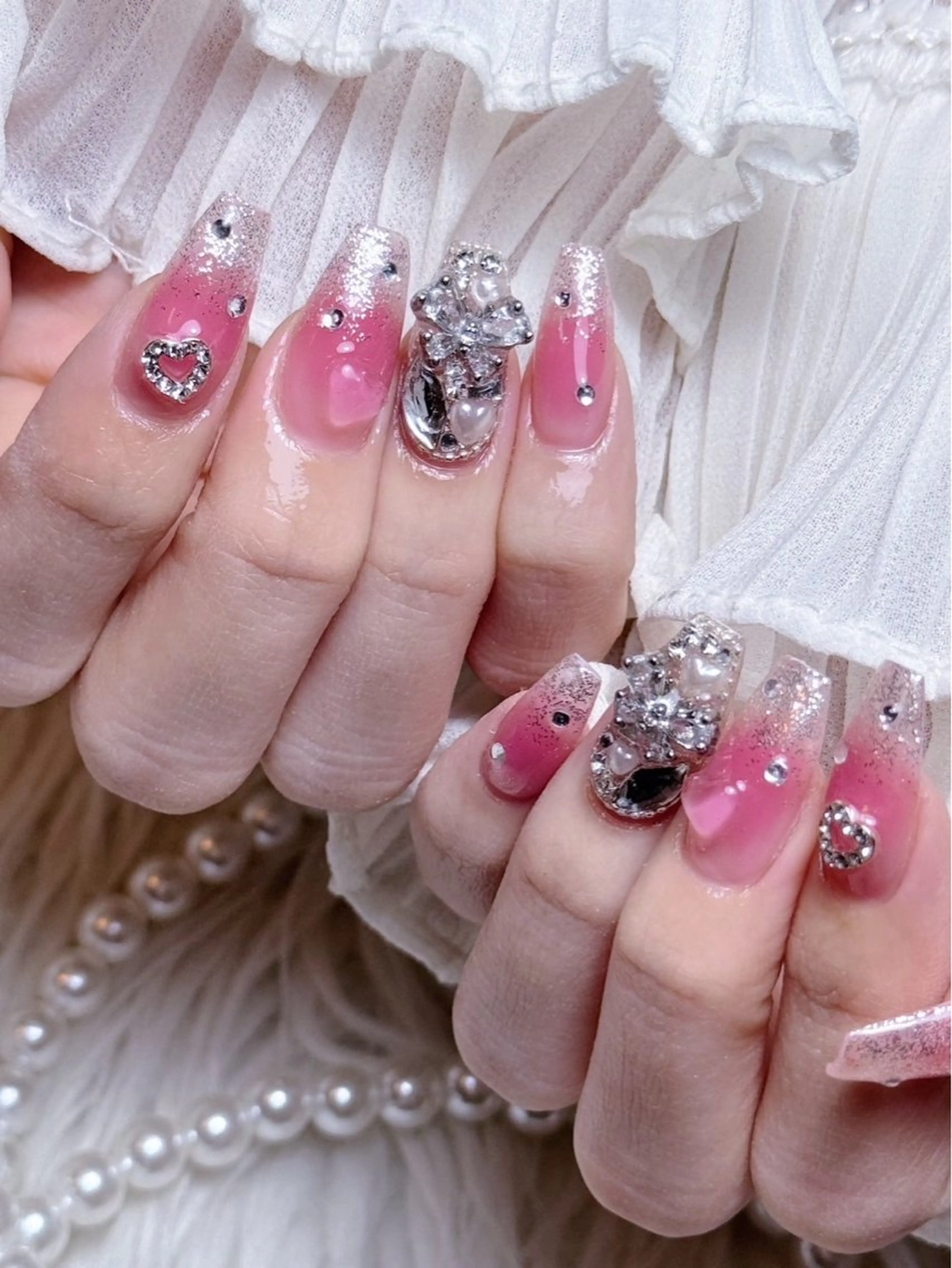ネイル チークネイル 長さ出し フラワーネイル フレンチネイル ガーリー ハンドネイル NEW NAIL 池袋のネイルデザイン