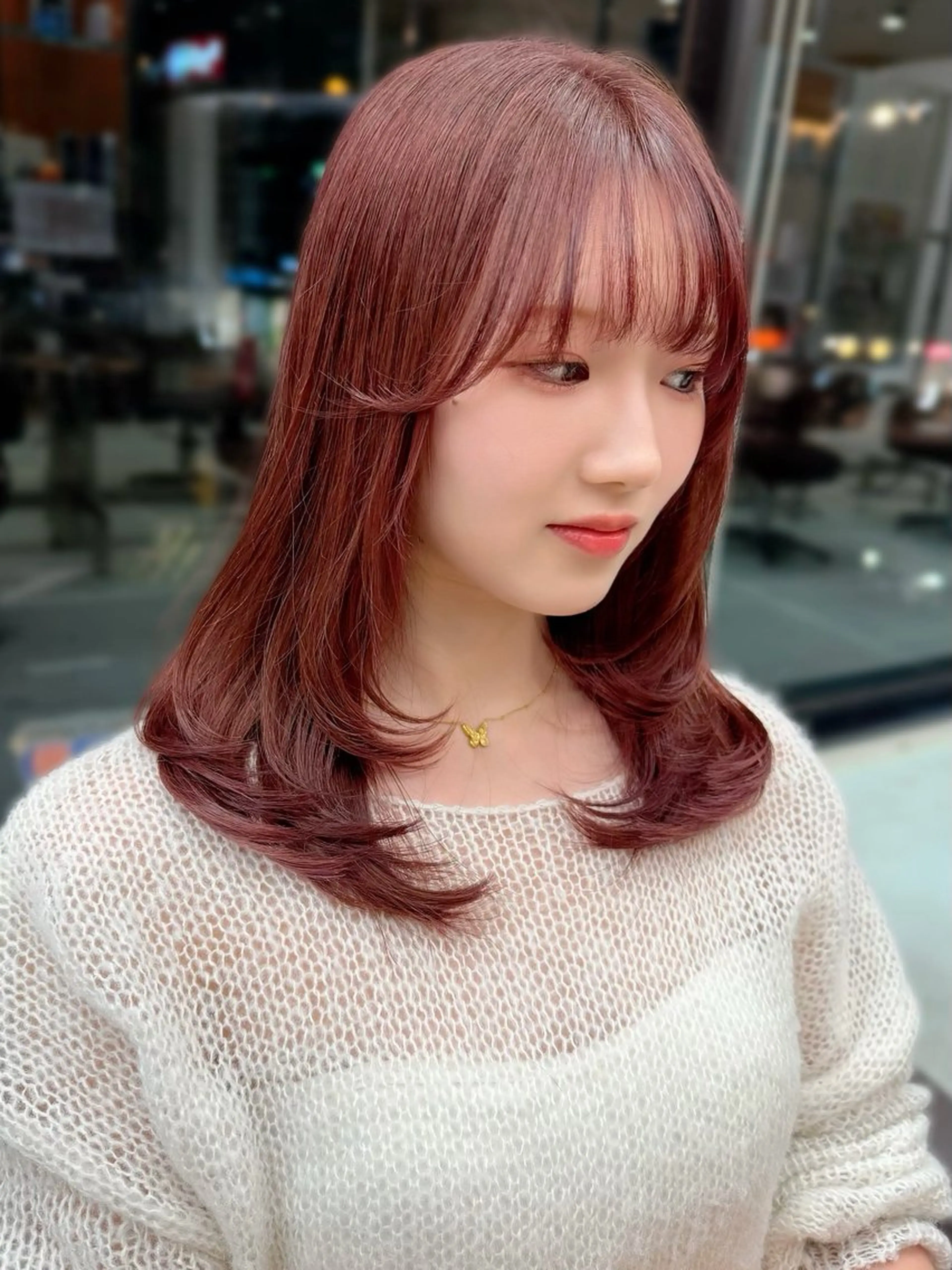 セミロング カット ヘアカラー wil西宮レイヤー 西村徹のヘアスタイル