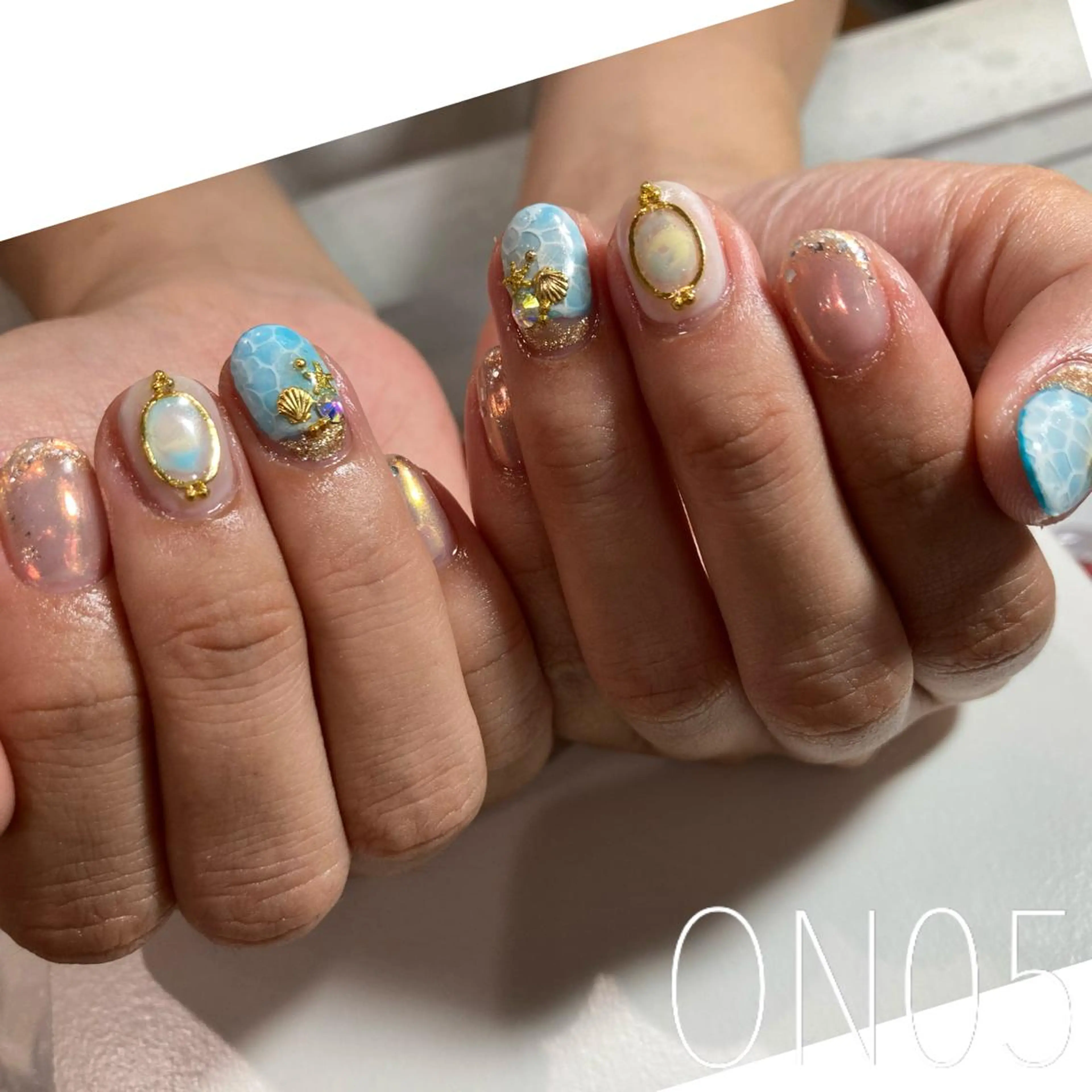 ネイル 園 寛子 （ネイリスト）のネイルデザイン