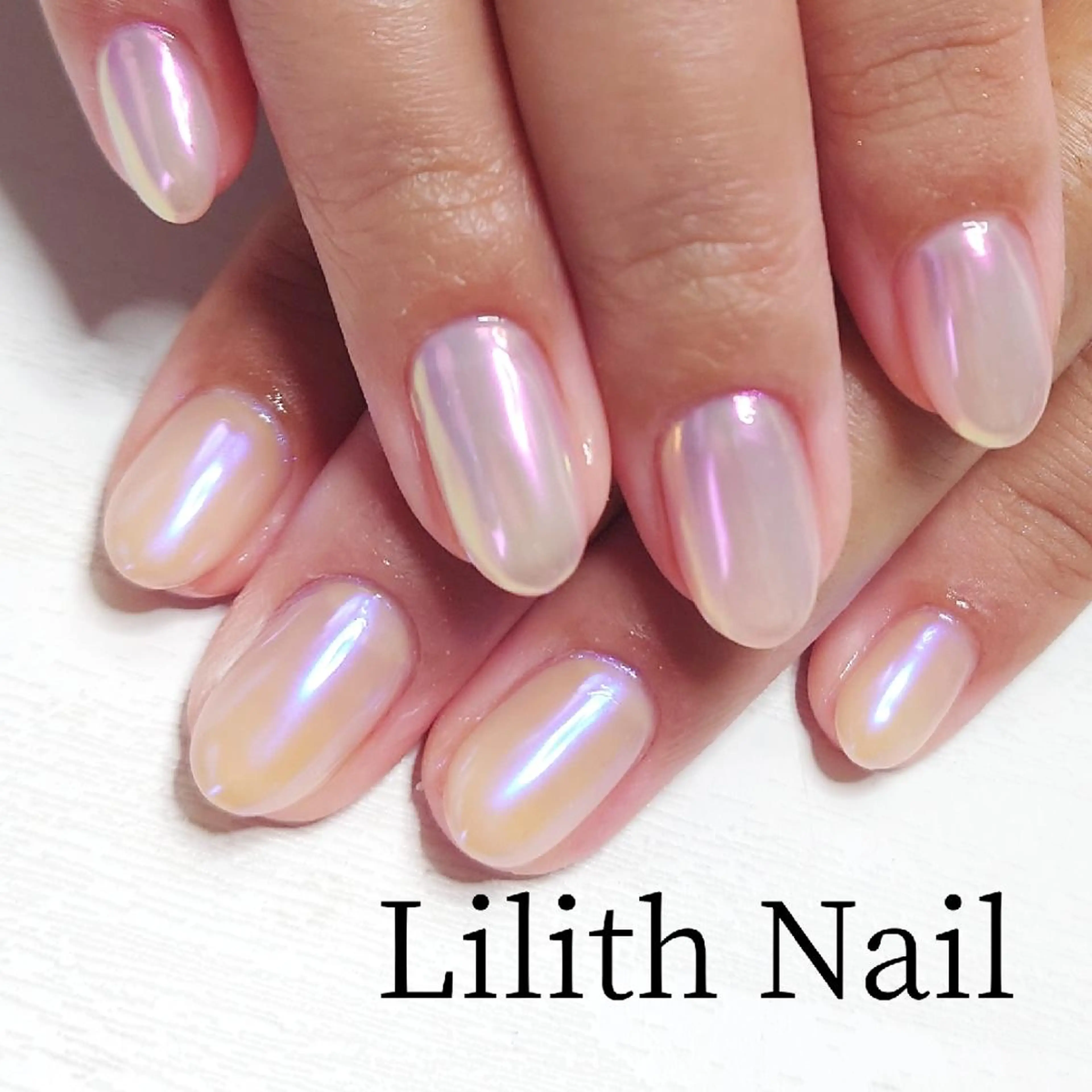 ネイル オーロラネイル ハンドネイル Lilith Nailのネイルデザイン