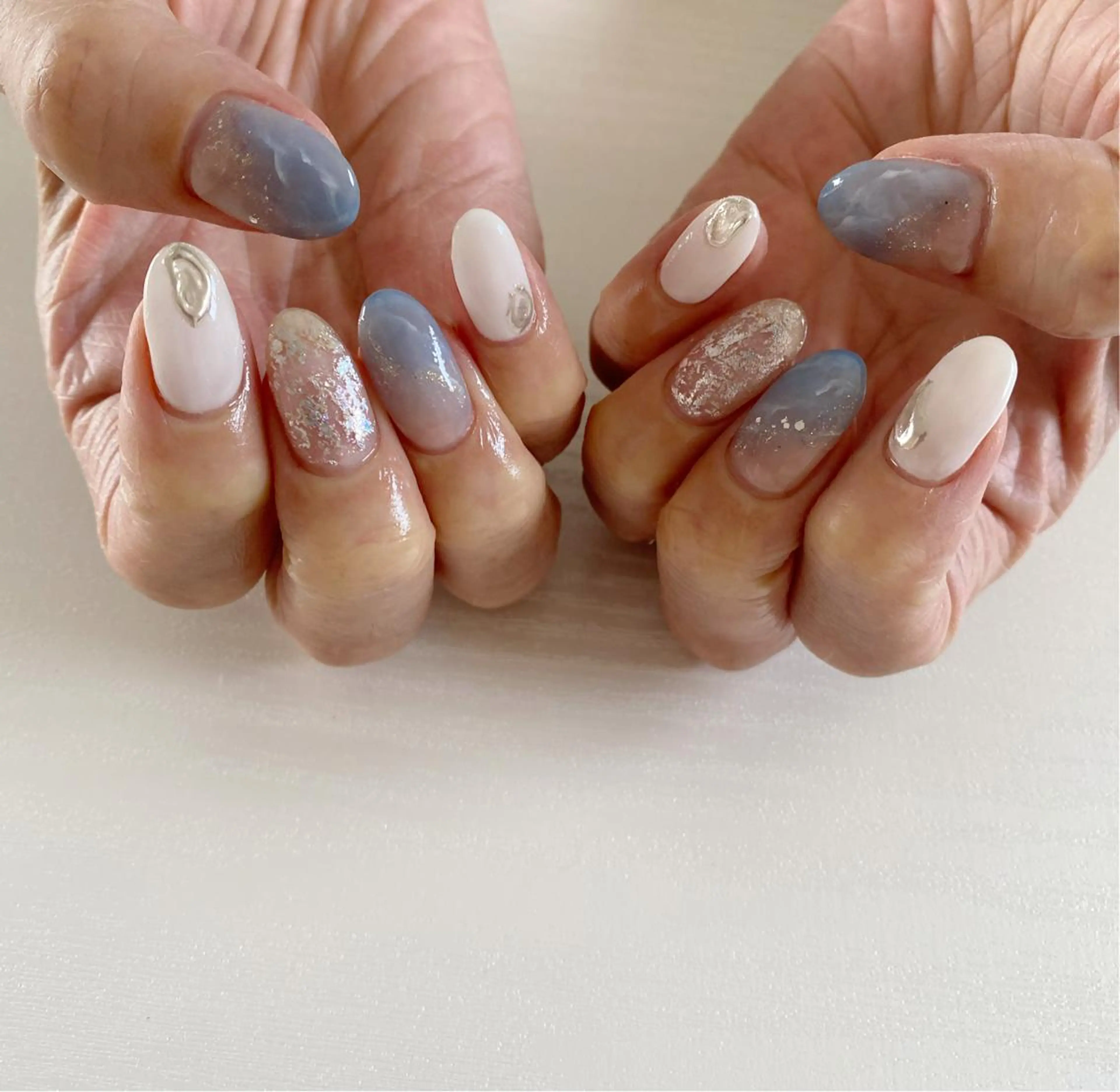 ショート カラー ネイル Nailsalon Calmeのネイルデザイン