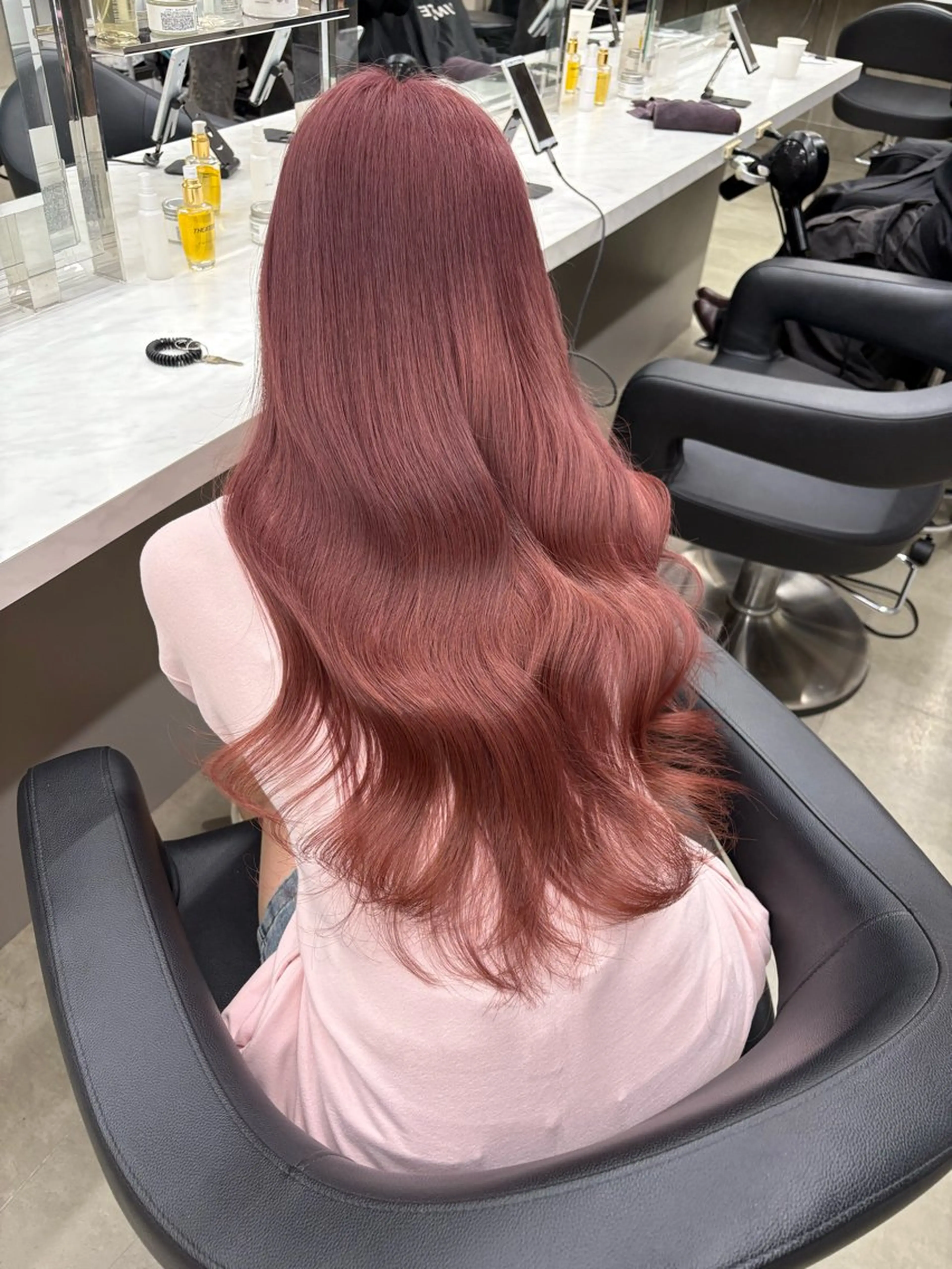 カラー ヘアカラー トリートメント 透明感ベージュ🤎 ナチュラルレイヤーのヘアスタイル