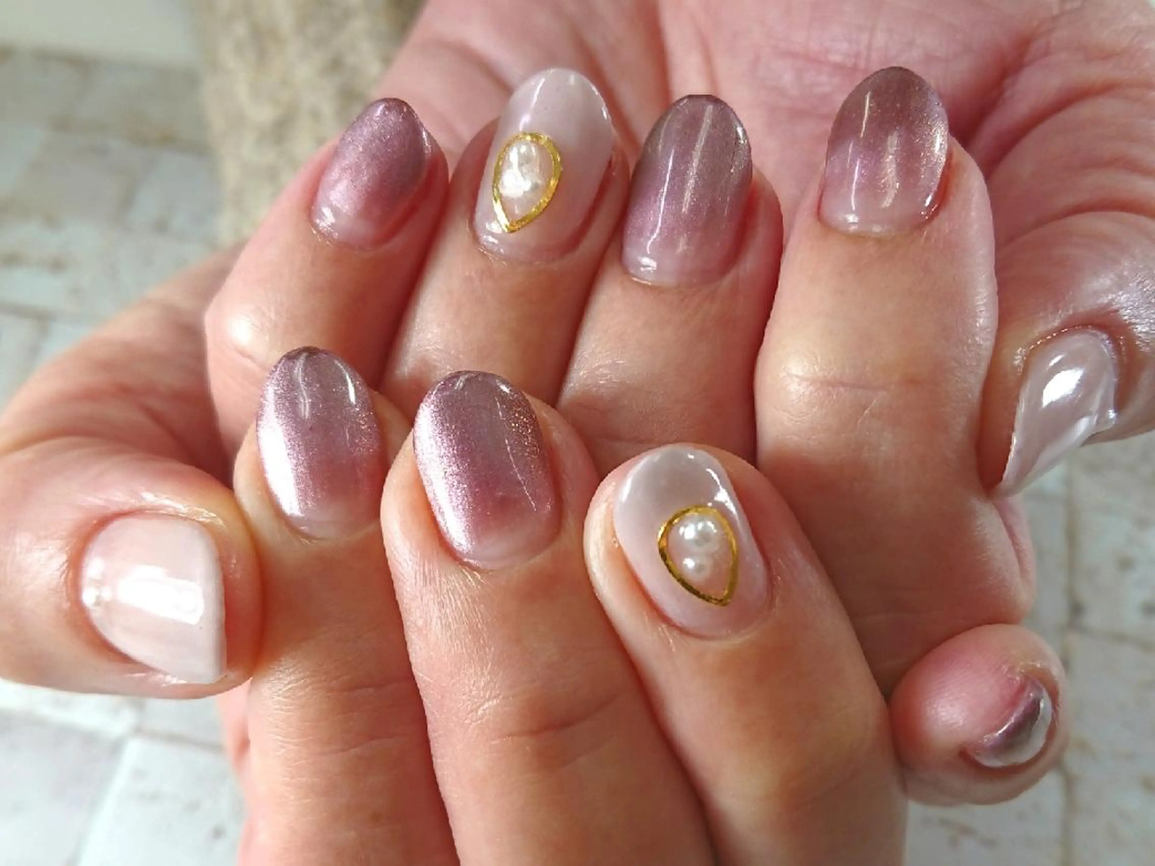ネイル ジェルネイル グラデーション マグネットネイル ハンドネイル 林 珠里のネイルデザイン