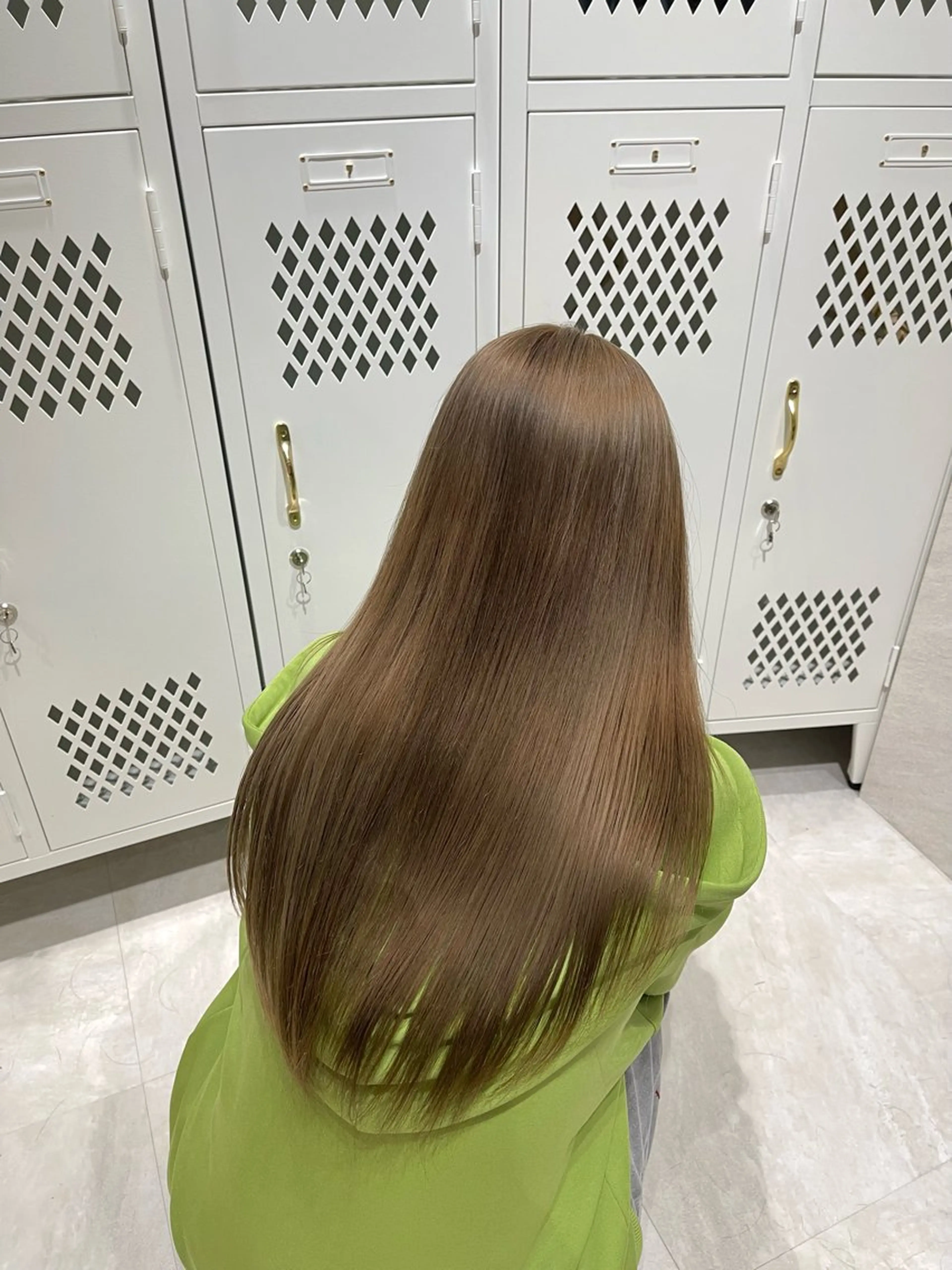 ロング カラー ベージュカラー ミルクティーベージュ ヘアカラー トリートメント ヘアセット 🩵ボブ/レイヤー /髪質改善🩵のヘアスタイル