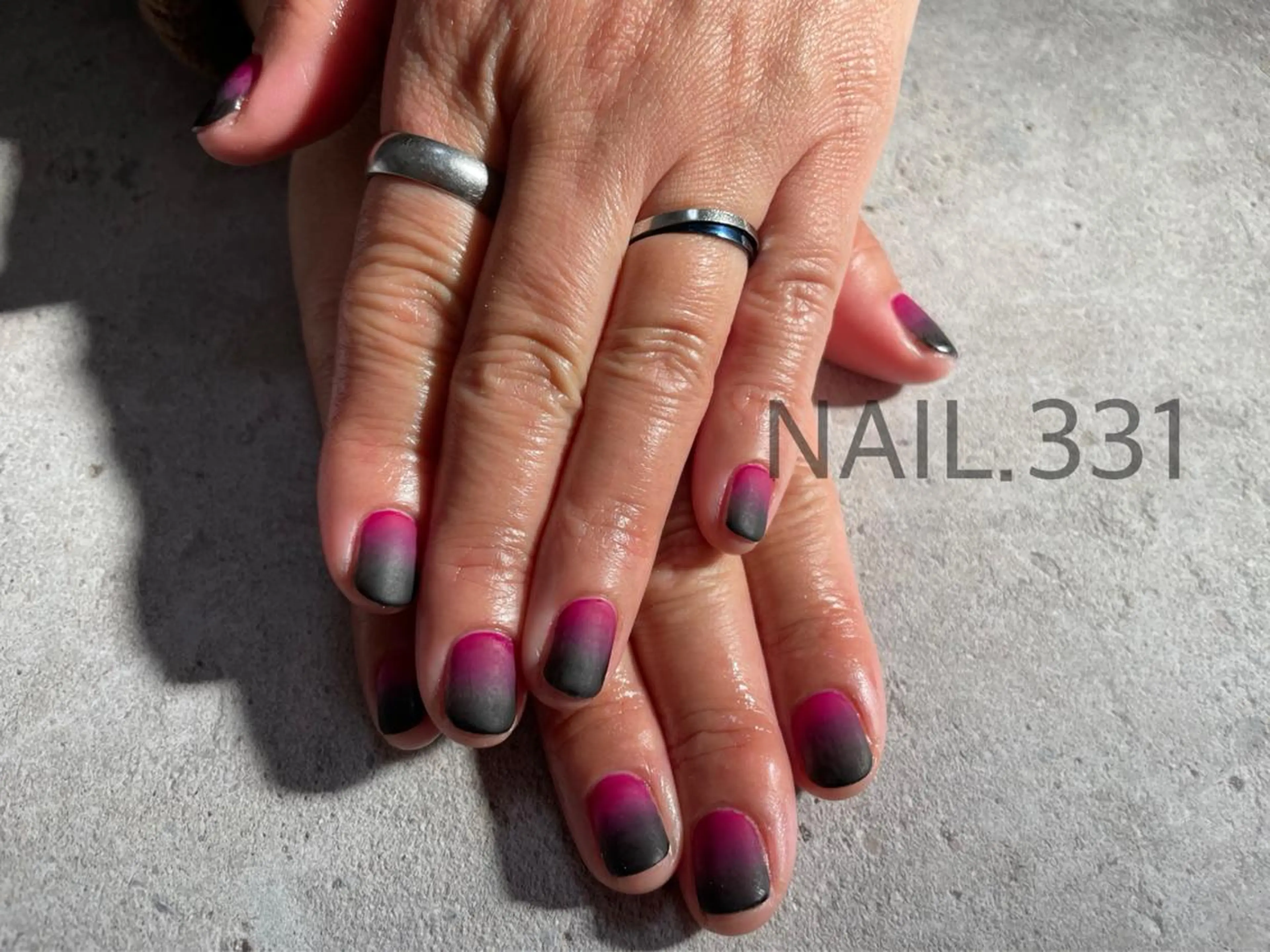 ネイル Nail 331のネイルデザイン