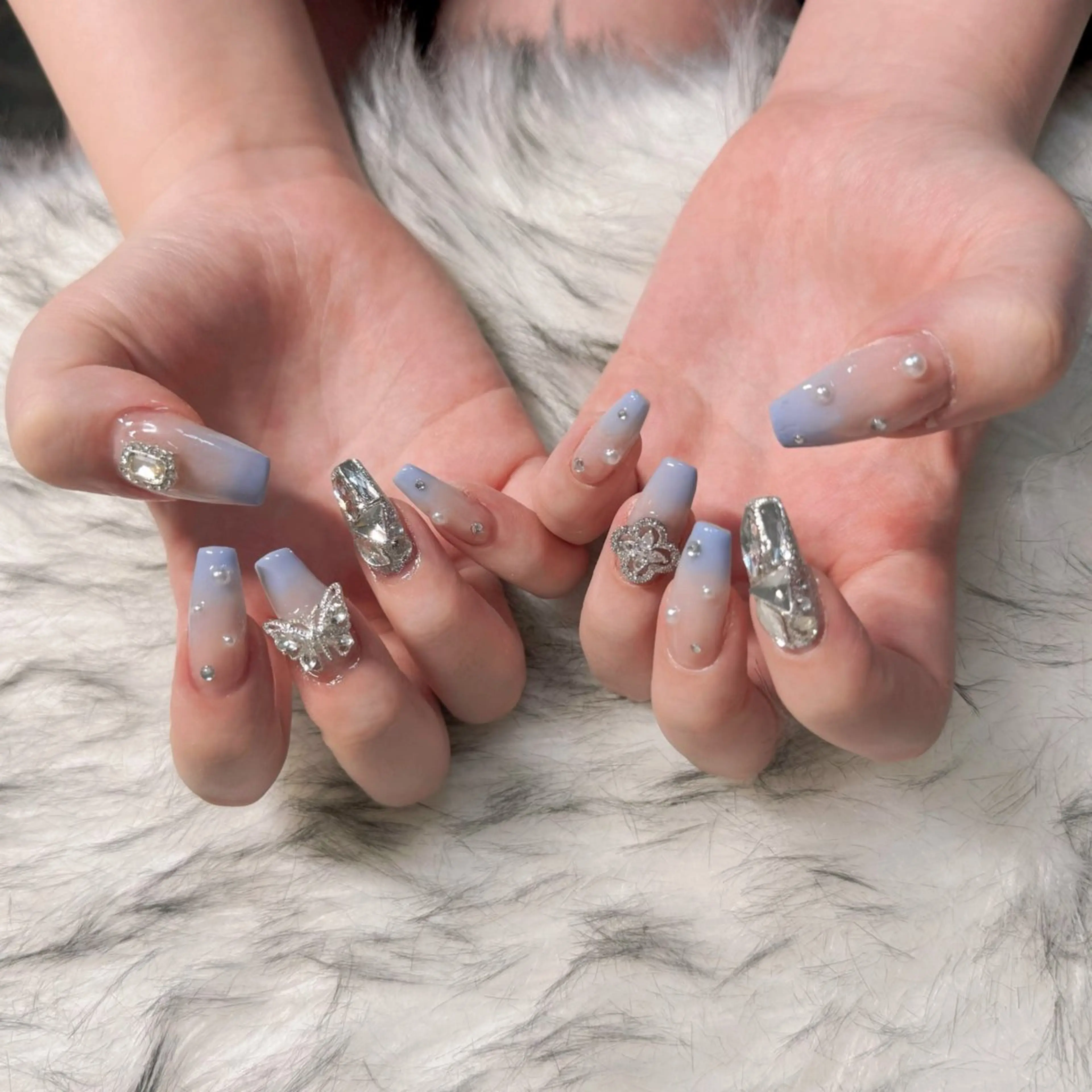 ロング ハンドネイル mao .のネイルデザイン