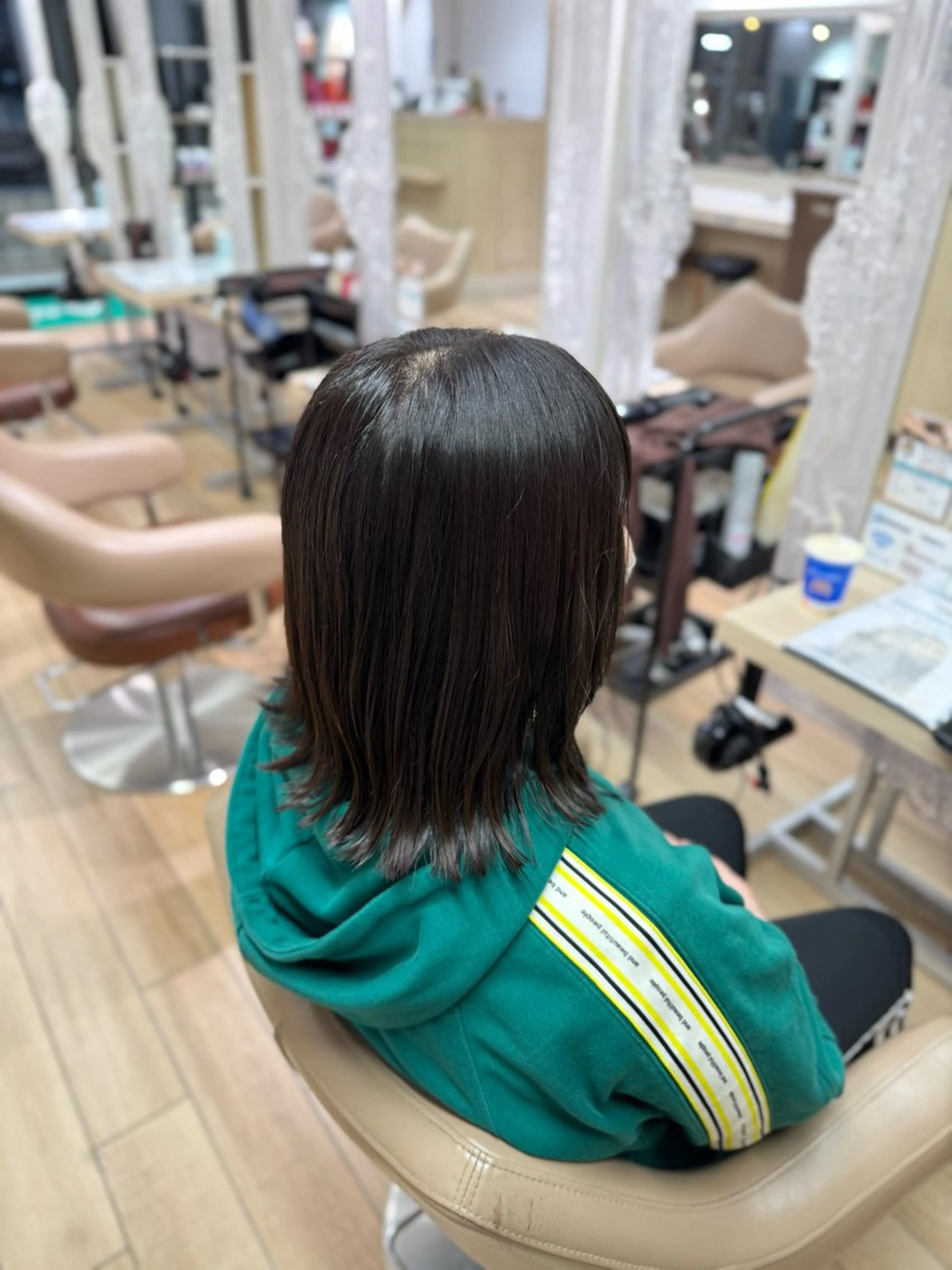 カラー ヘアカラー 田村 真菜のヘアスタイル