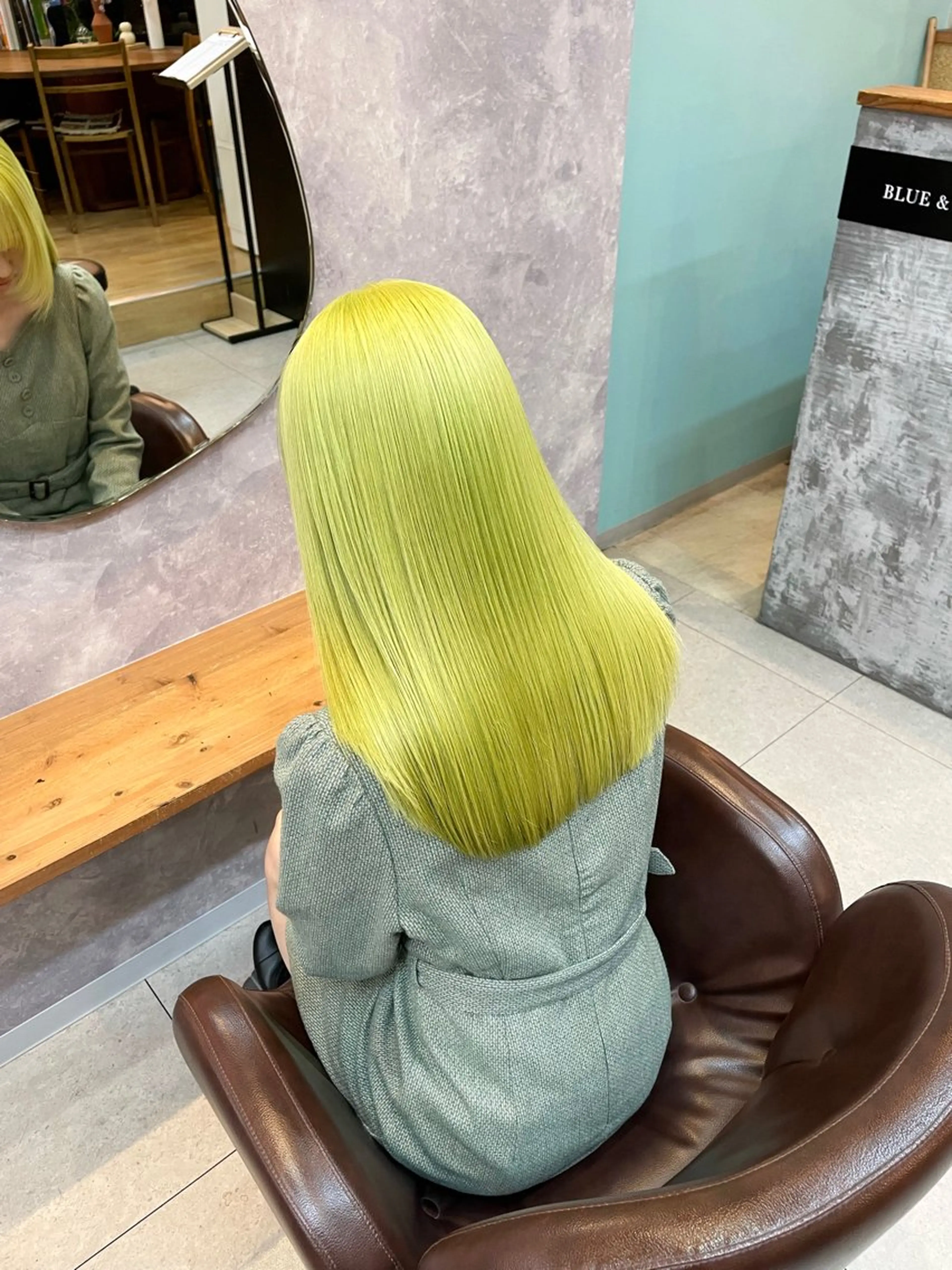 ミディアム カラー 中嶋 颯和のヘアスタイル