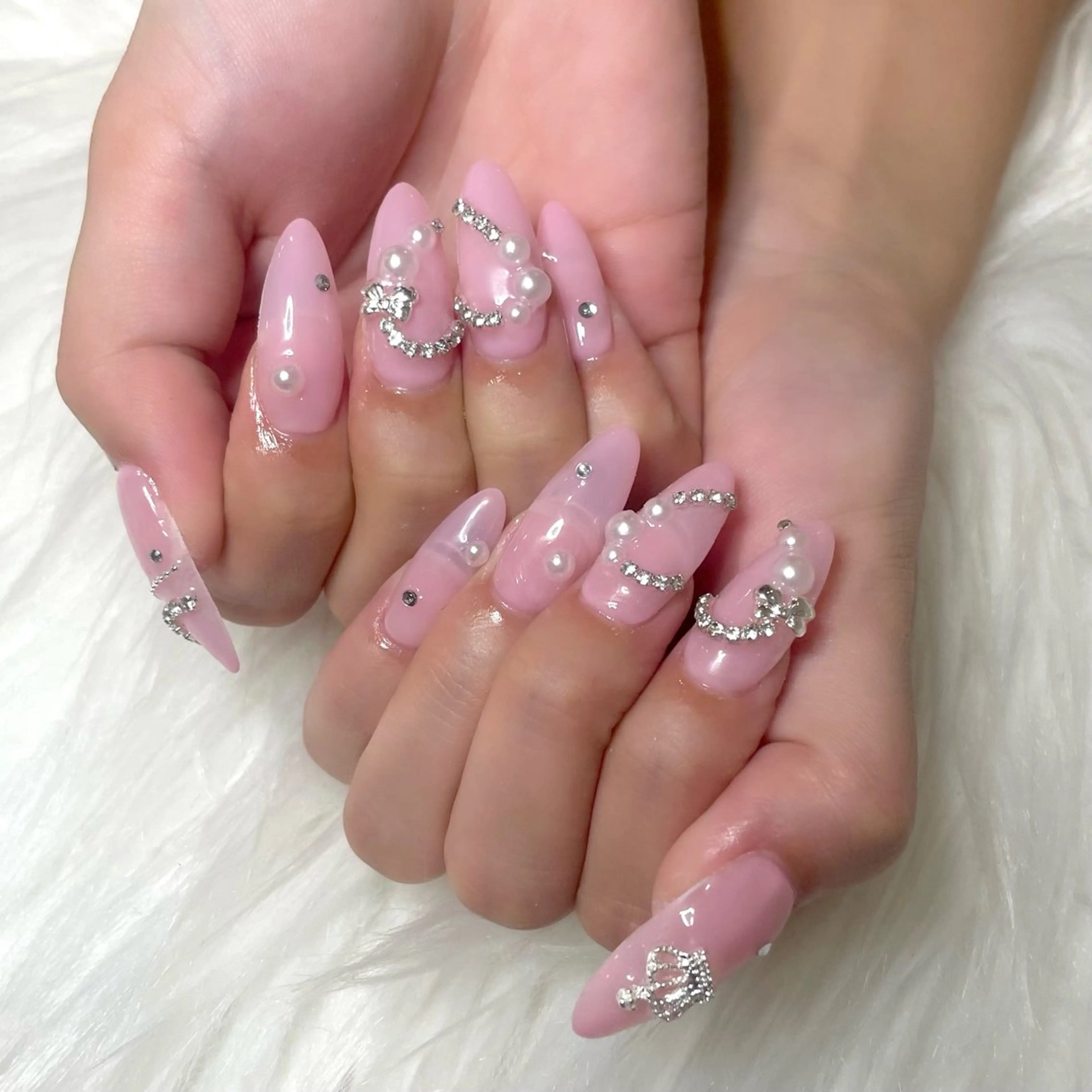 ネイル yurika 🌷.*･ﾟのネイルデザイン