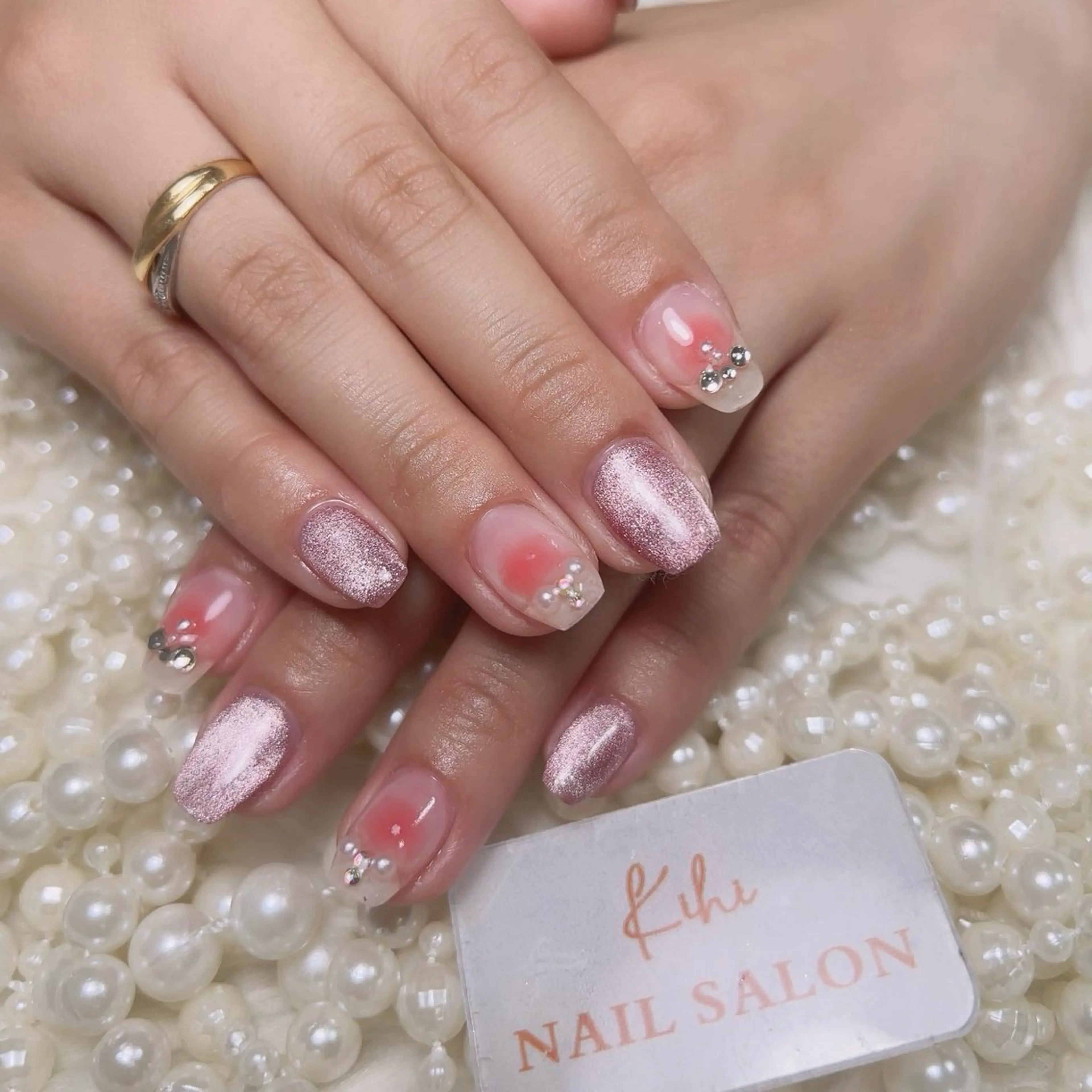 ネイル アートネイル フレンチネイル ジェルネイル グラデーション 韓国ネイル ハンドネイル ハンドケア さくら💮💮 【オフ無料】のネイルデザイン