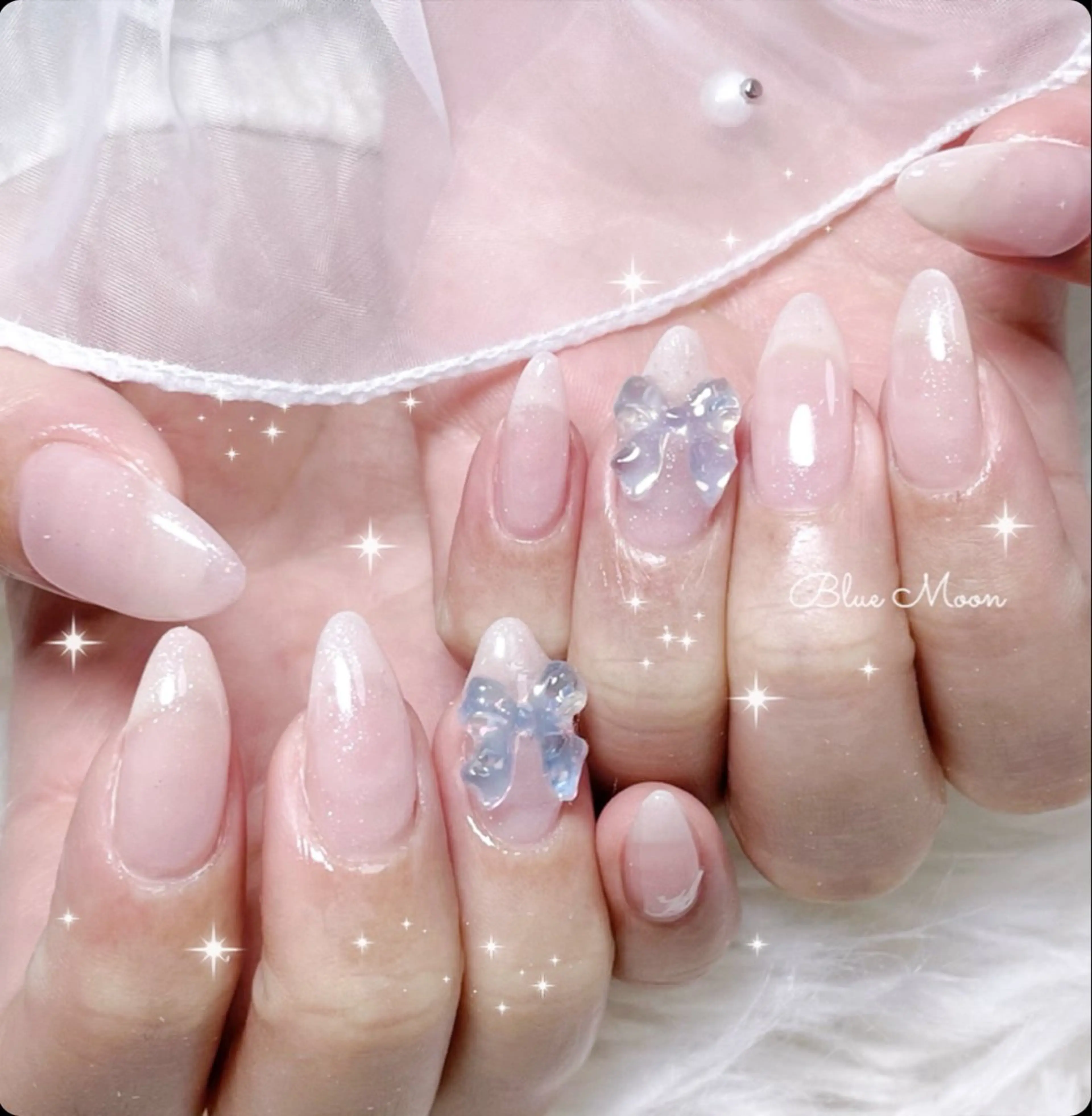 ネイル リボン ハンドネイル フットネイル ハンドケア nail salon Blue Moonのネイルデザイン