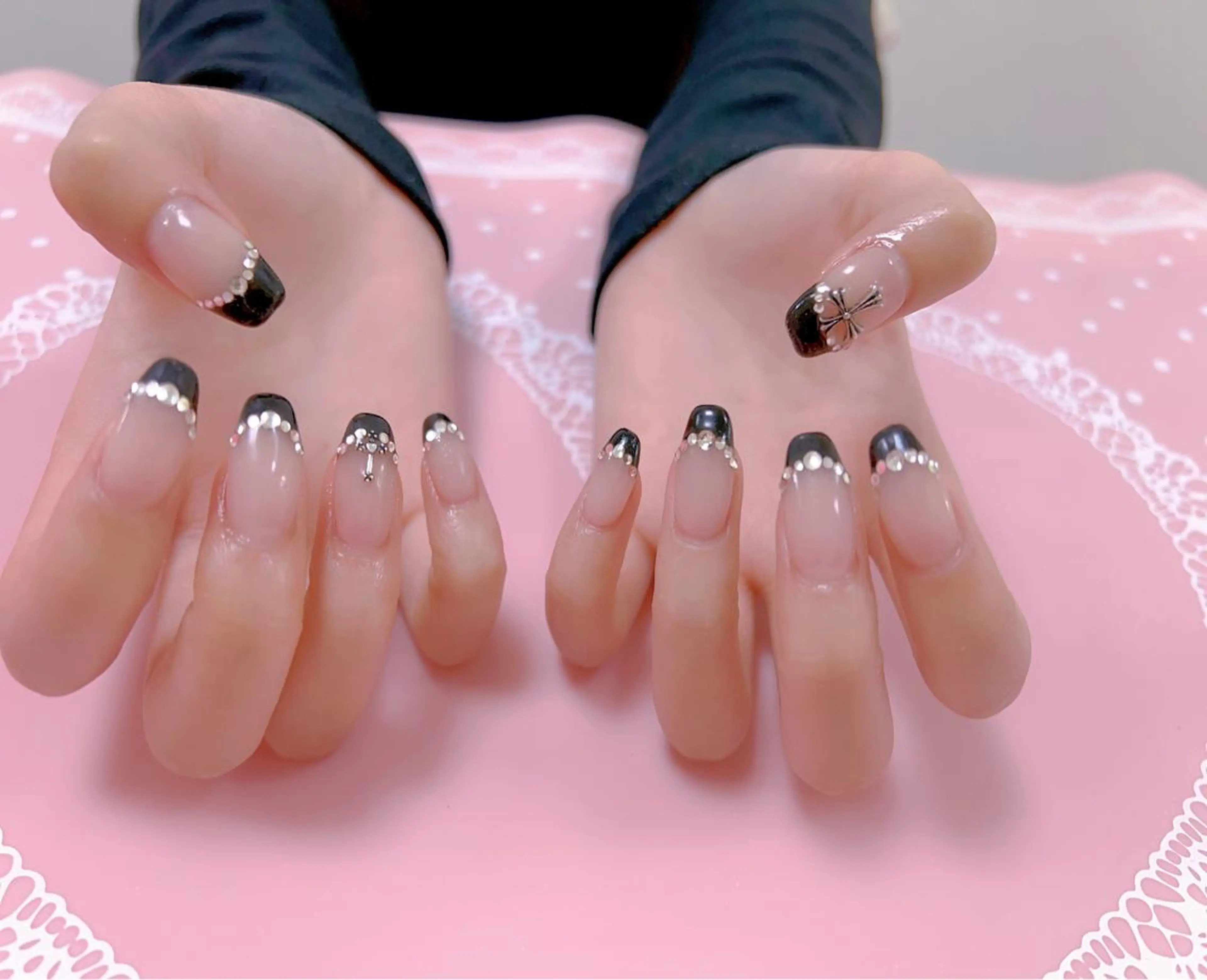 ネイル はぴねす所属・横浜 美夢のネイルデザイン