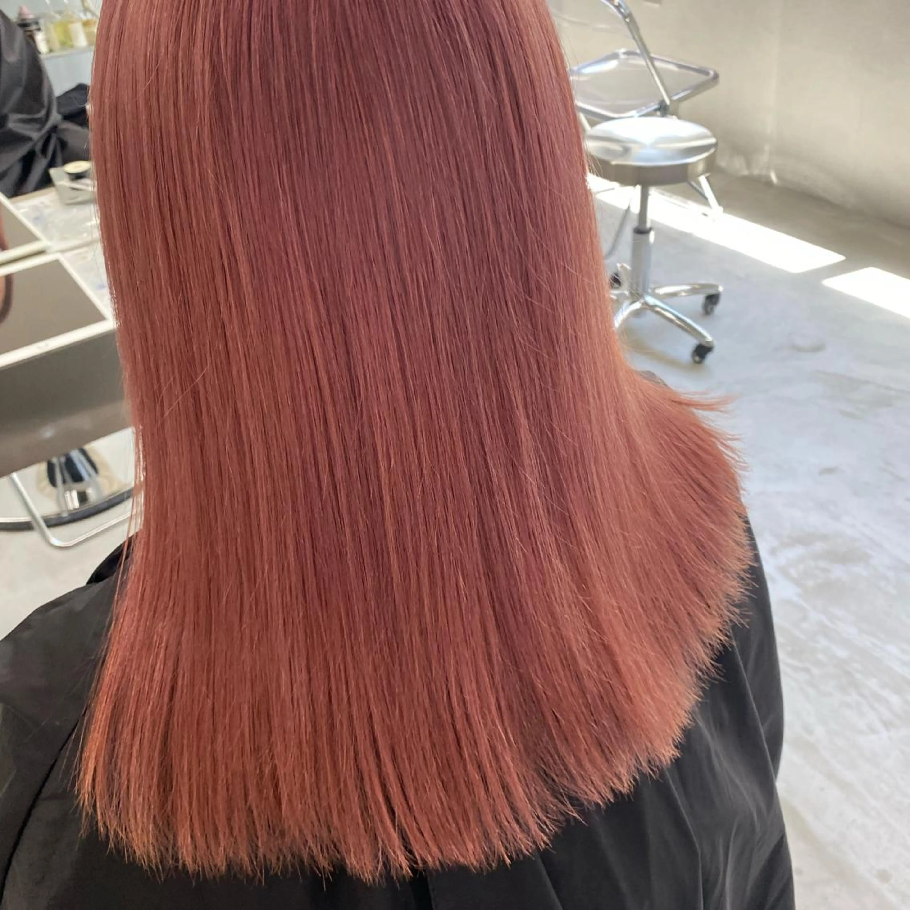 ミディアム カラー パーマ ヘアアレンジ M所属・ハイトーン/透け感 カラー🎀真香のヘアスタイル