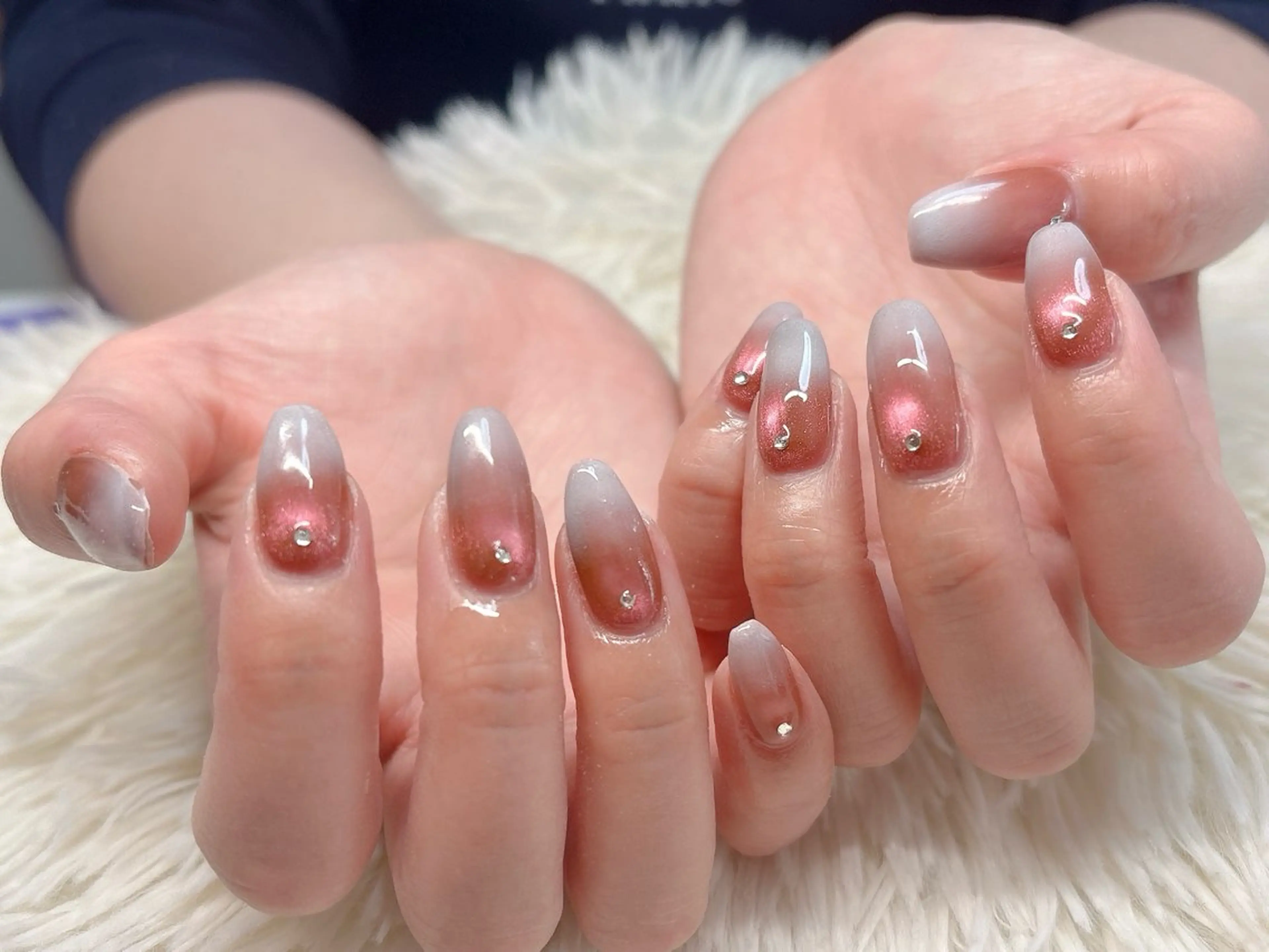 ネイル ハンドネイル パッチリオメメ Lianaのネイルデザイン