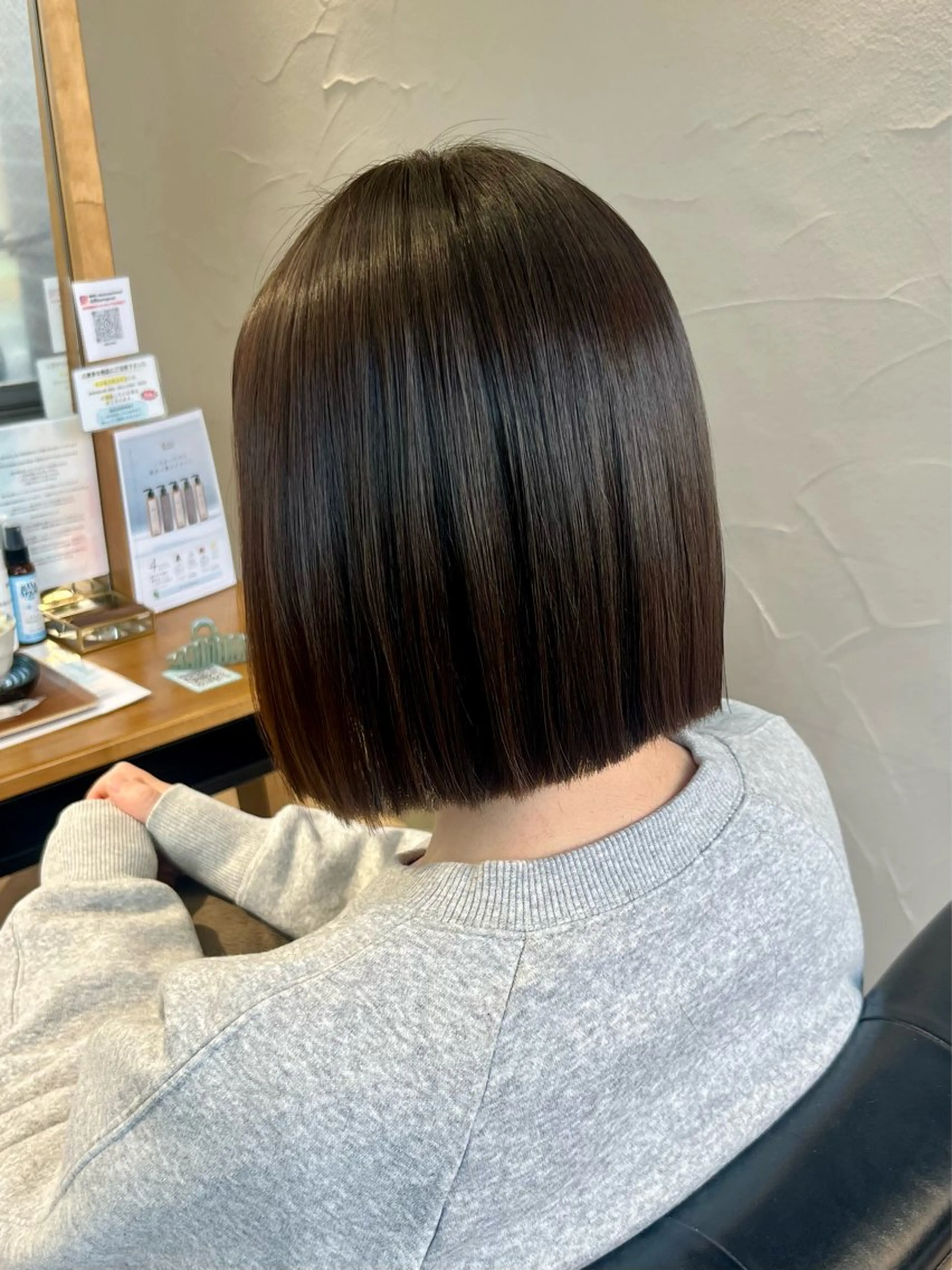 ミディアム 切りっぱなしボブ ボブ 遠藤 朱郁のヘアスタイル