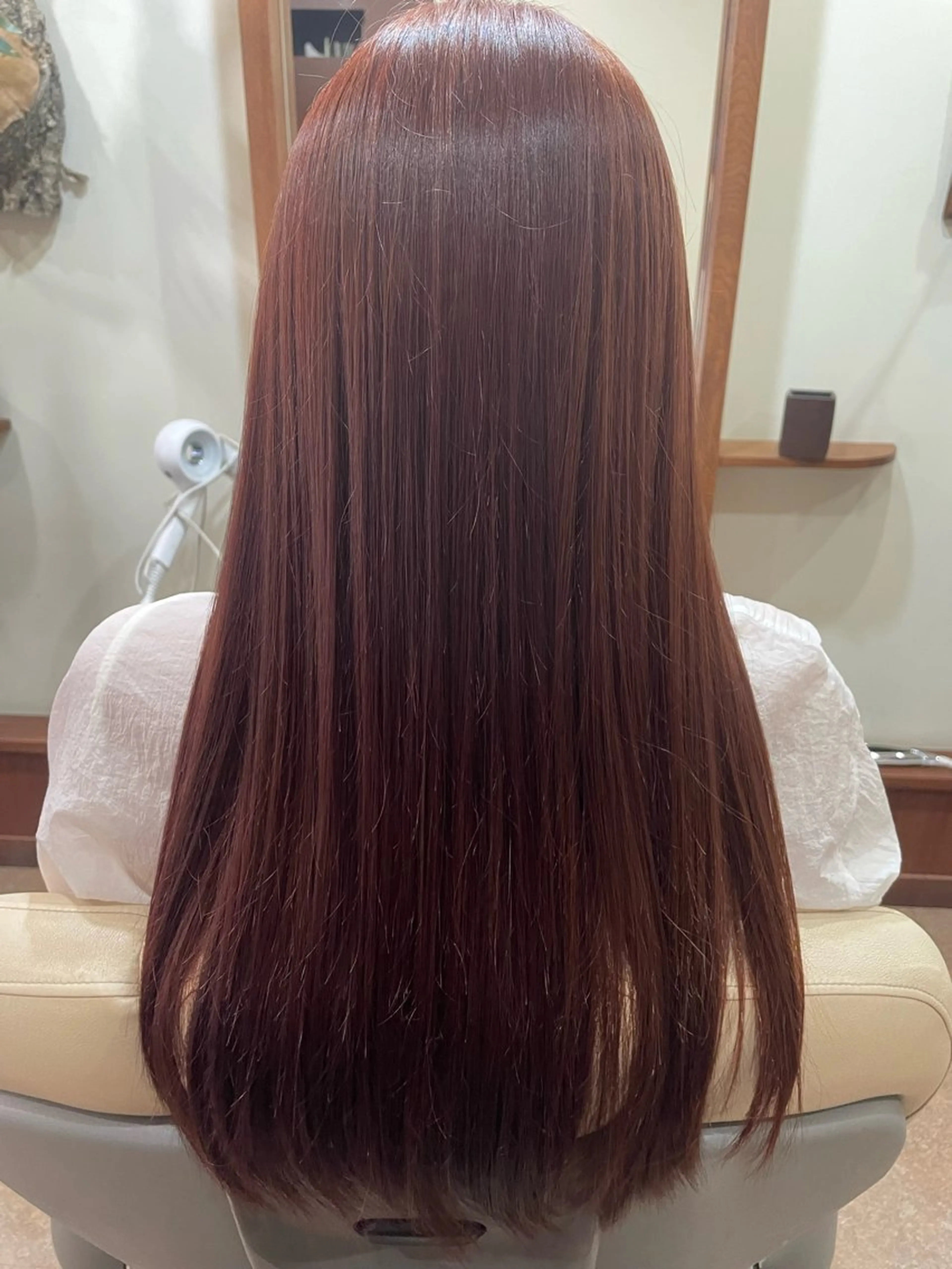 カラー レッドカラー ヘアカラー 木藤 凛乃のヘアスタイル