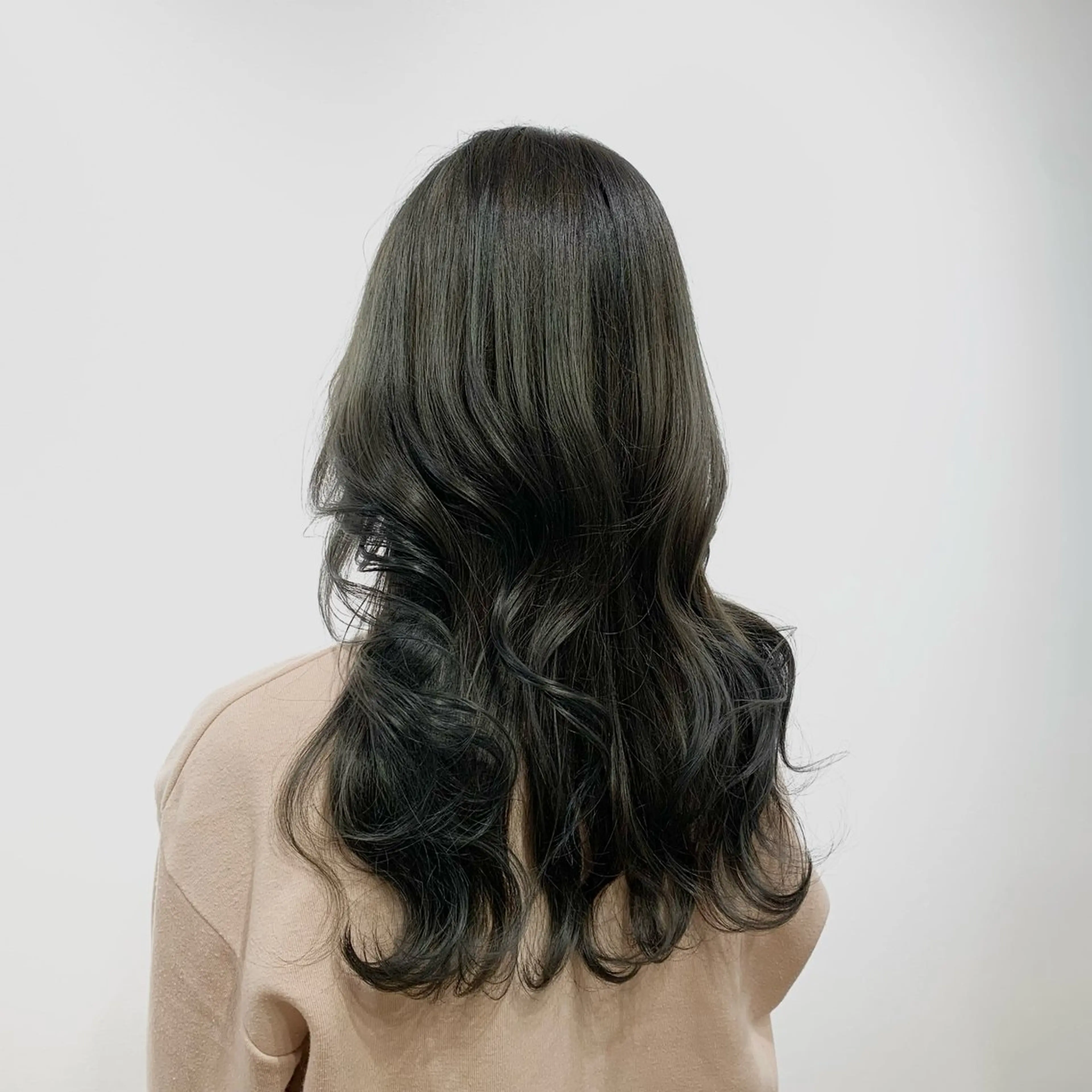 ロング カラー ヘアアレンジ キヨミ 韓国レイヤーカットのヘアスタイル