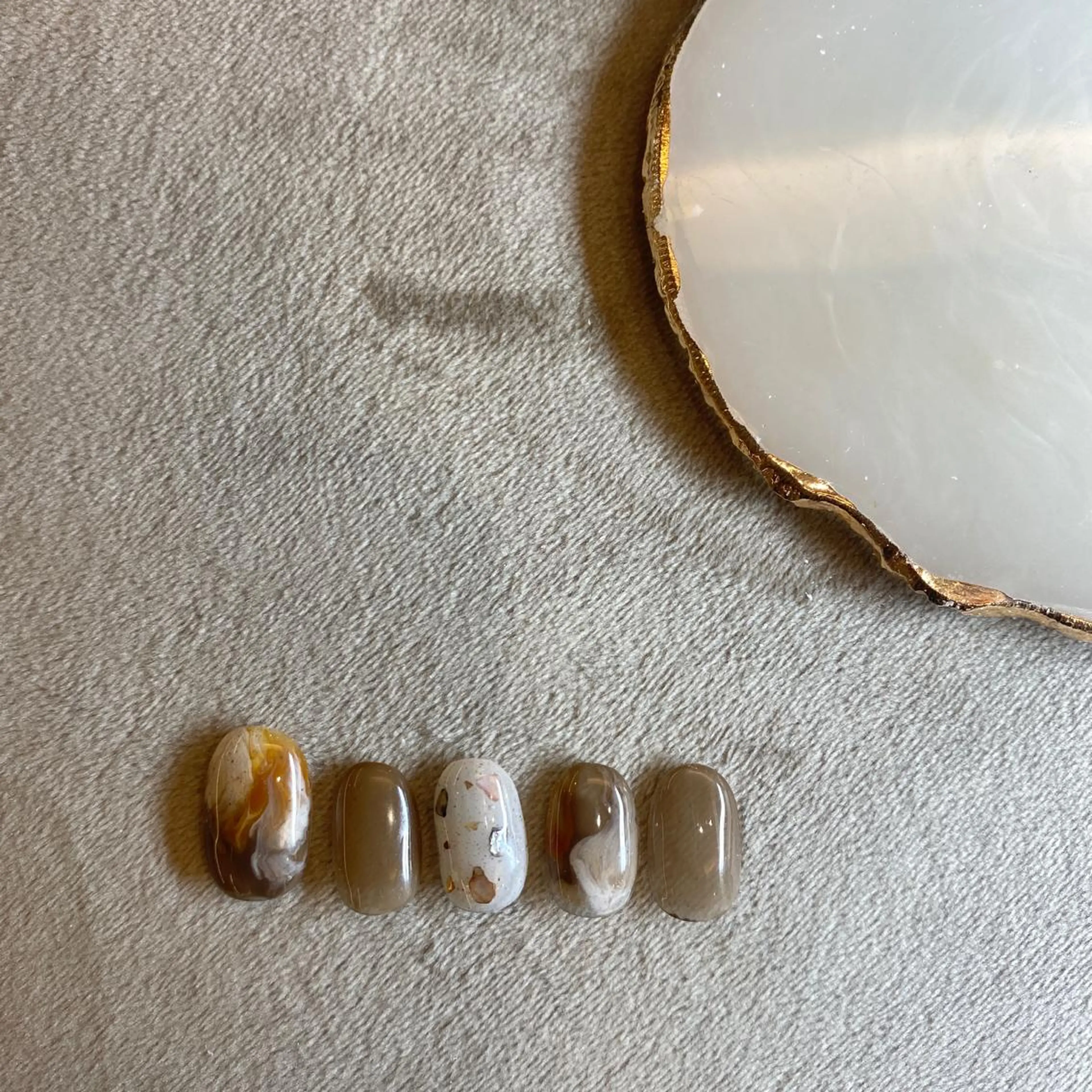 ネイル フリーランス¨̮⃝ ネイリストOKADAのネイルデザイン