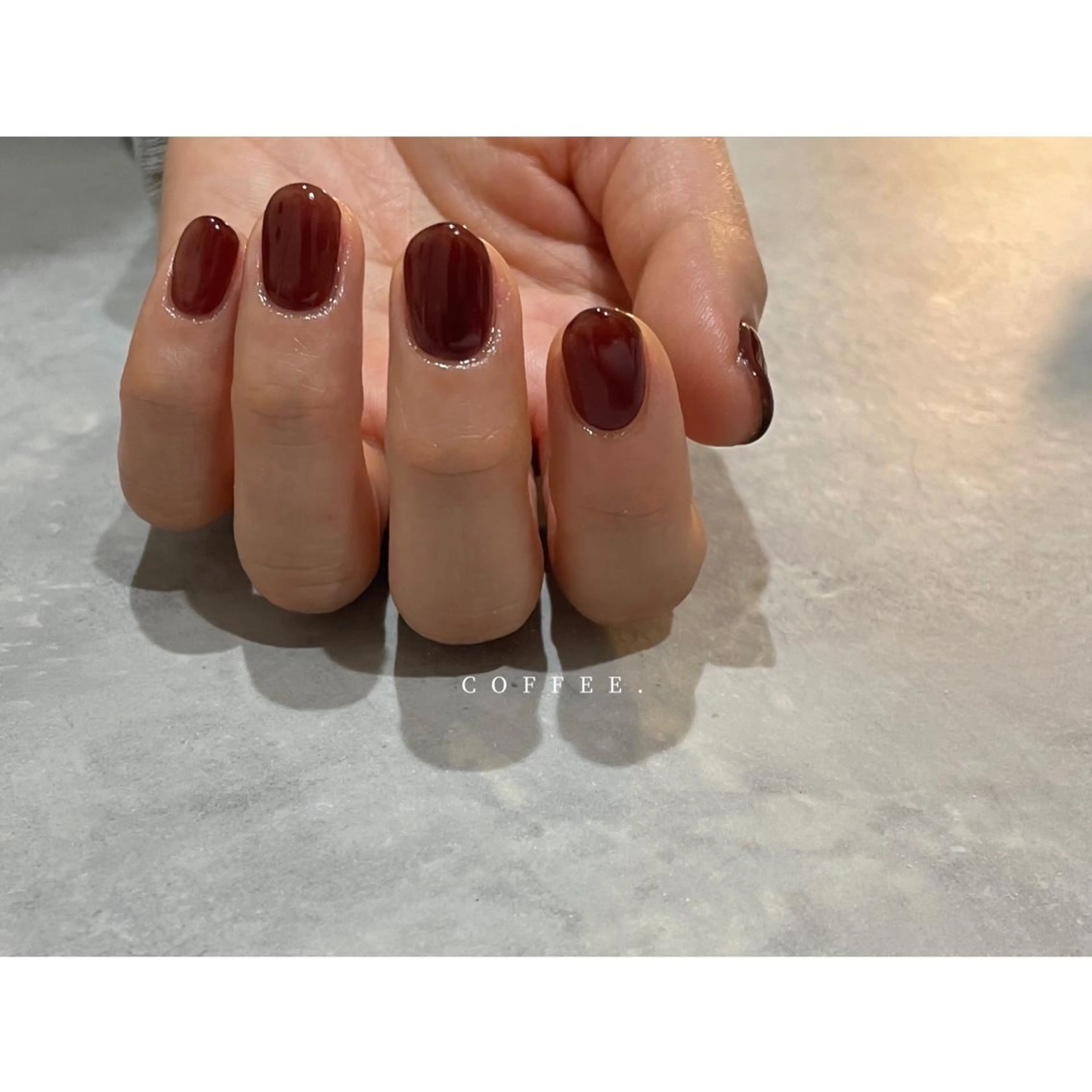 ネイル アートネイル ブラウン ミラーネイル ニュアンスネイル ワンカラーネイル ハンドネイル lacier nailのネイルデザイン