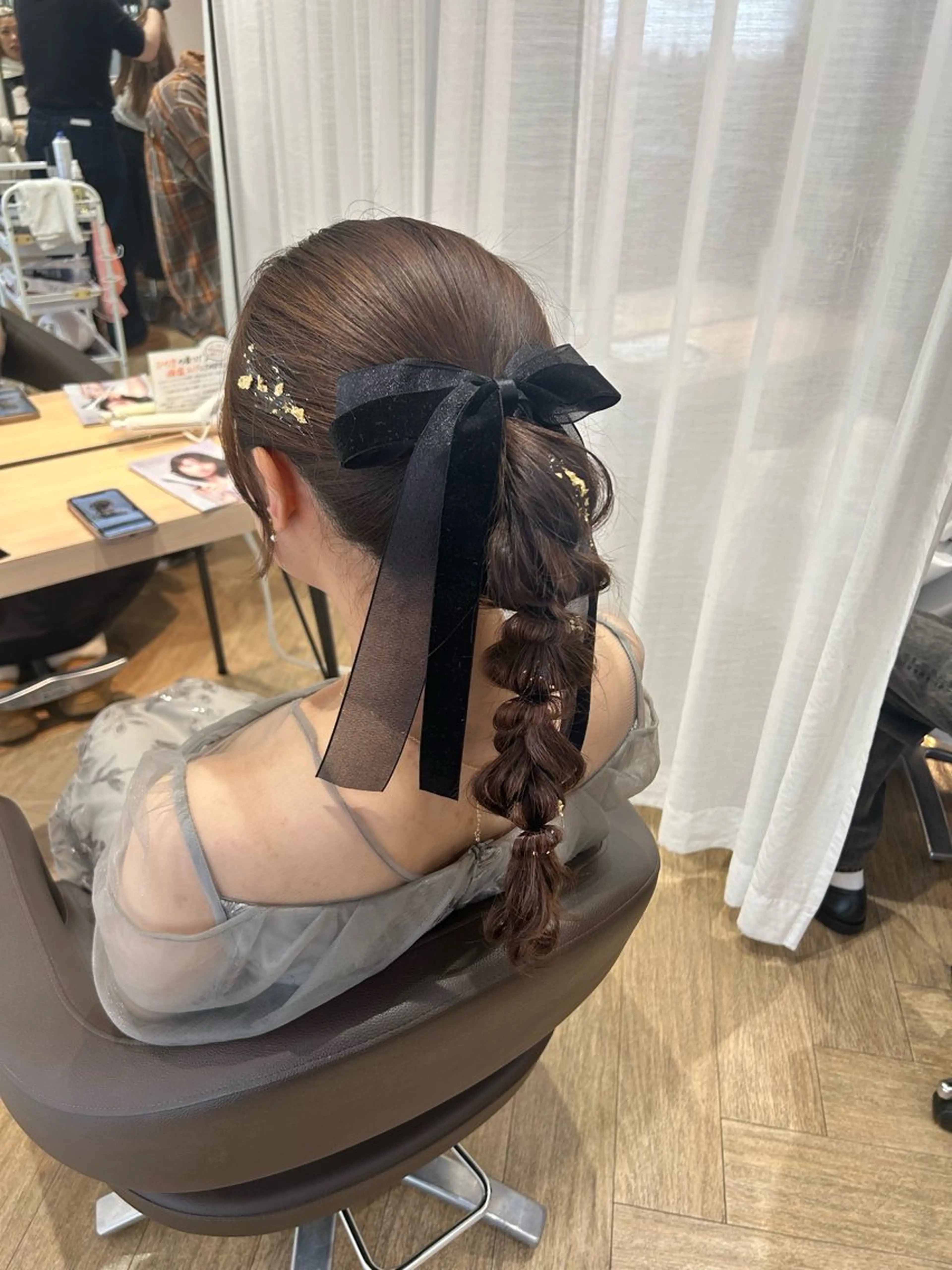 ロング カラー ヘアアレンジ 砂野 真璃奈のヘアスタイル