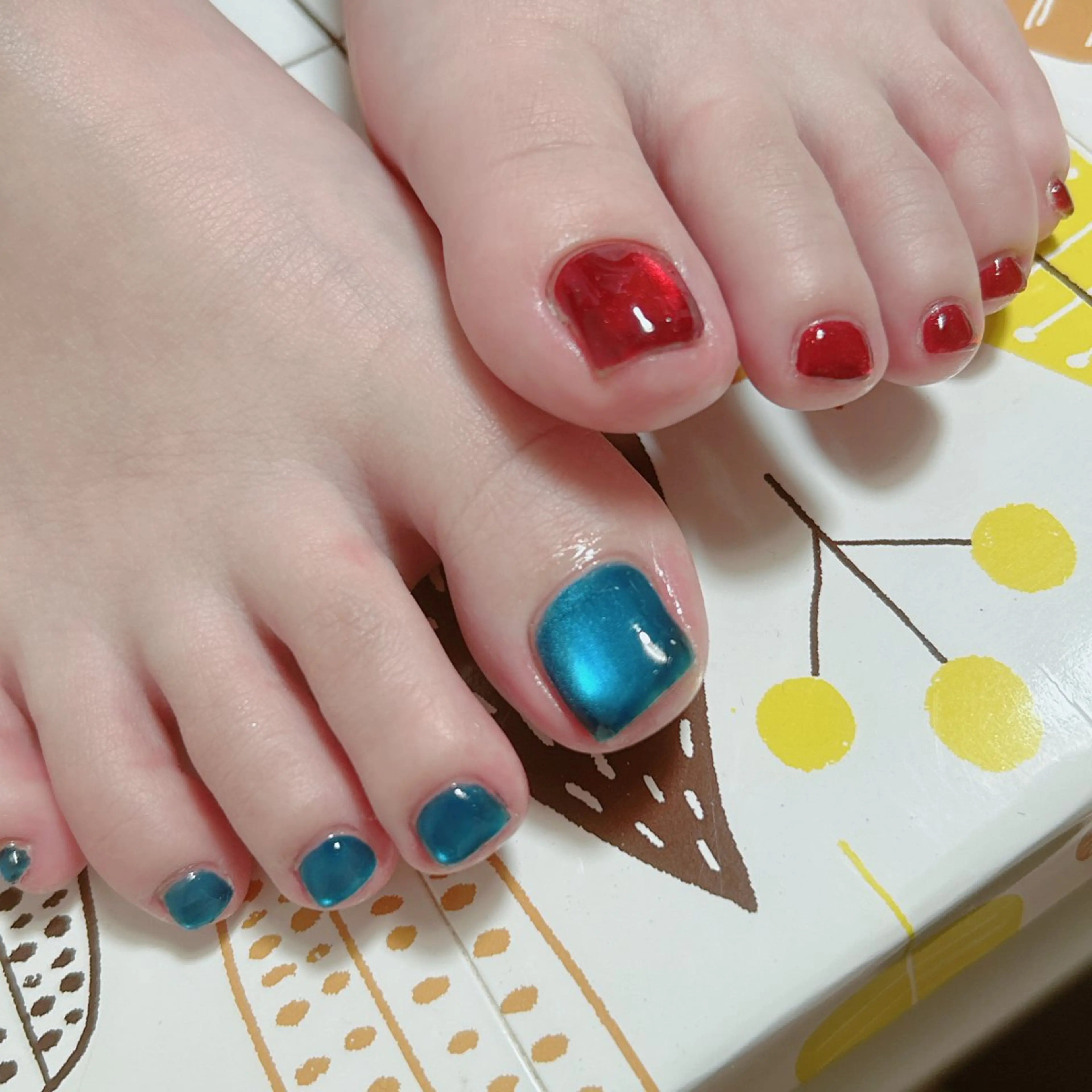 ネイル 春ネイル ワンホンネイル フットネイル Cute Tips nailのネイルデザイン