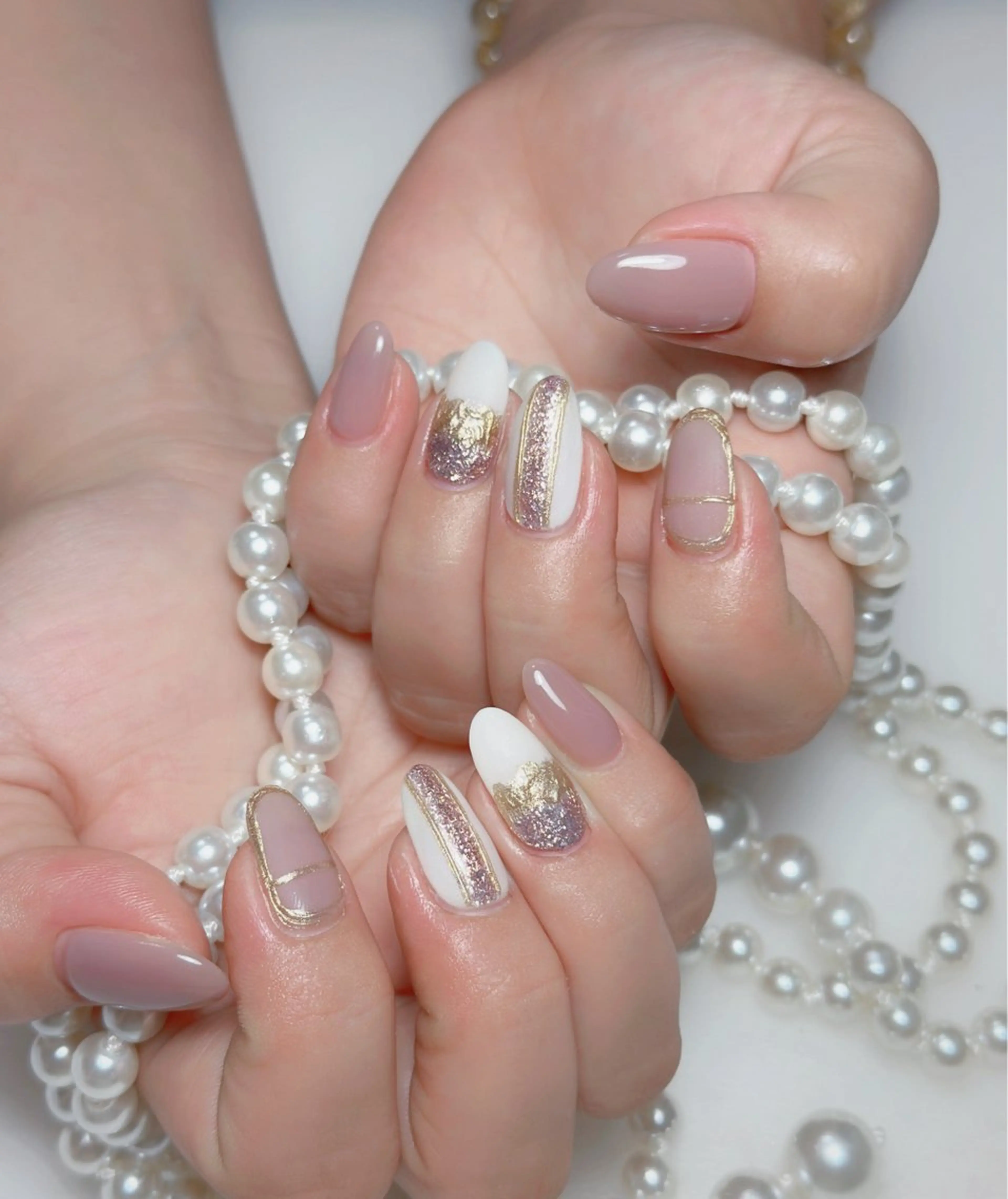 ネイル オーロラネイル 長さ出し フットネイル 韓国ネイル ラメ(グリッター) ハンドネイル 👍thumbs up nail👍のネイルデザイン