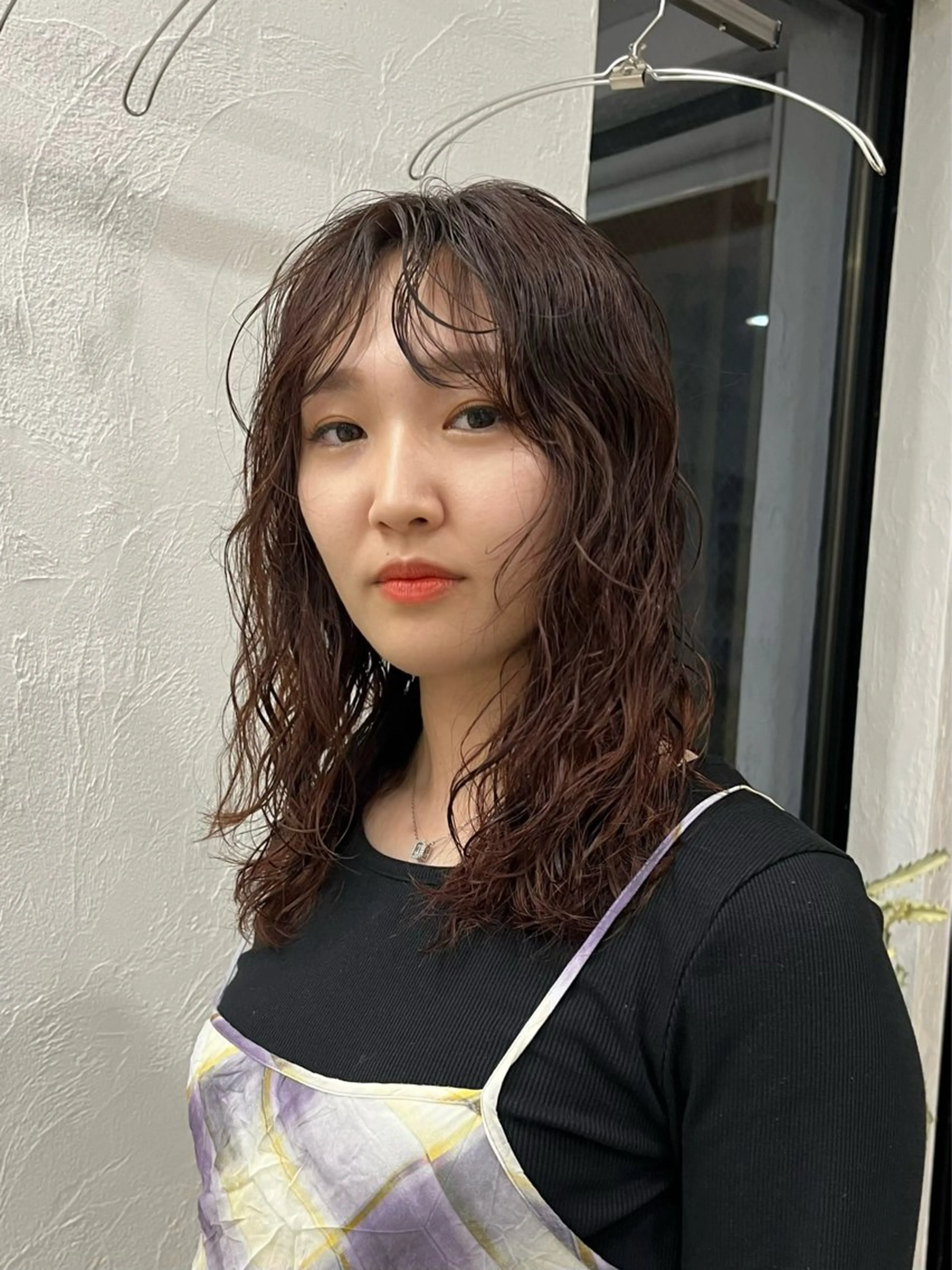 セミロング イシイ モエカのヘアスタイル