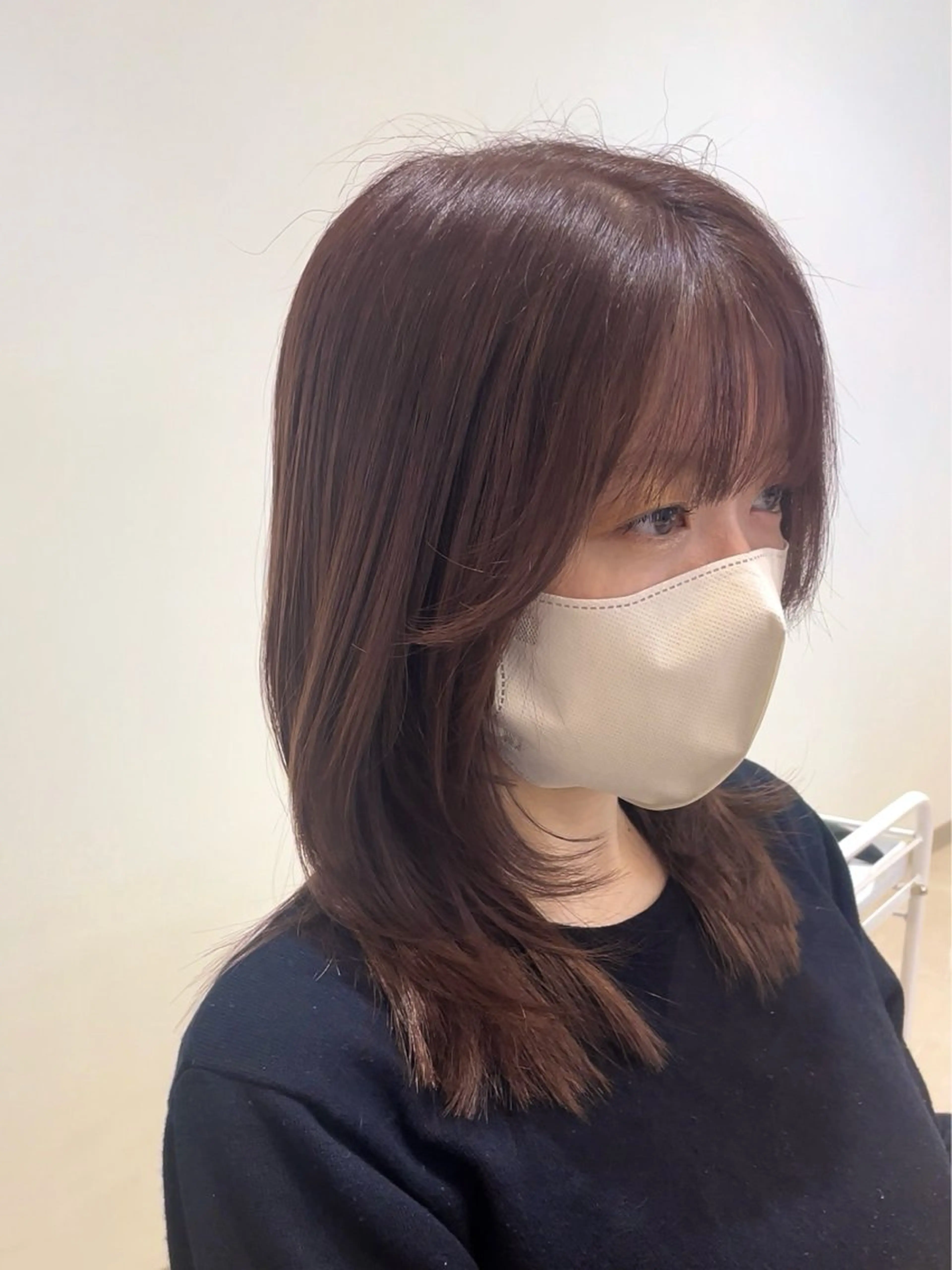 セミロング カラー ラベンダーカラー ラベンダーグレー レイヤーカット カット ヘアカラー トリートメント 髪質改善ケア/透明感 カラー伊藤 千尋のヘアスタイル