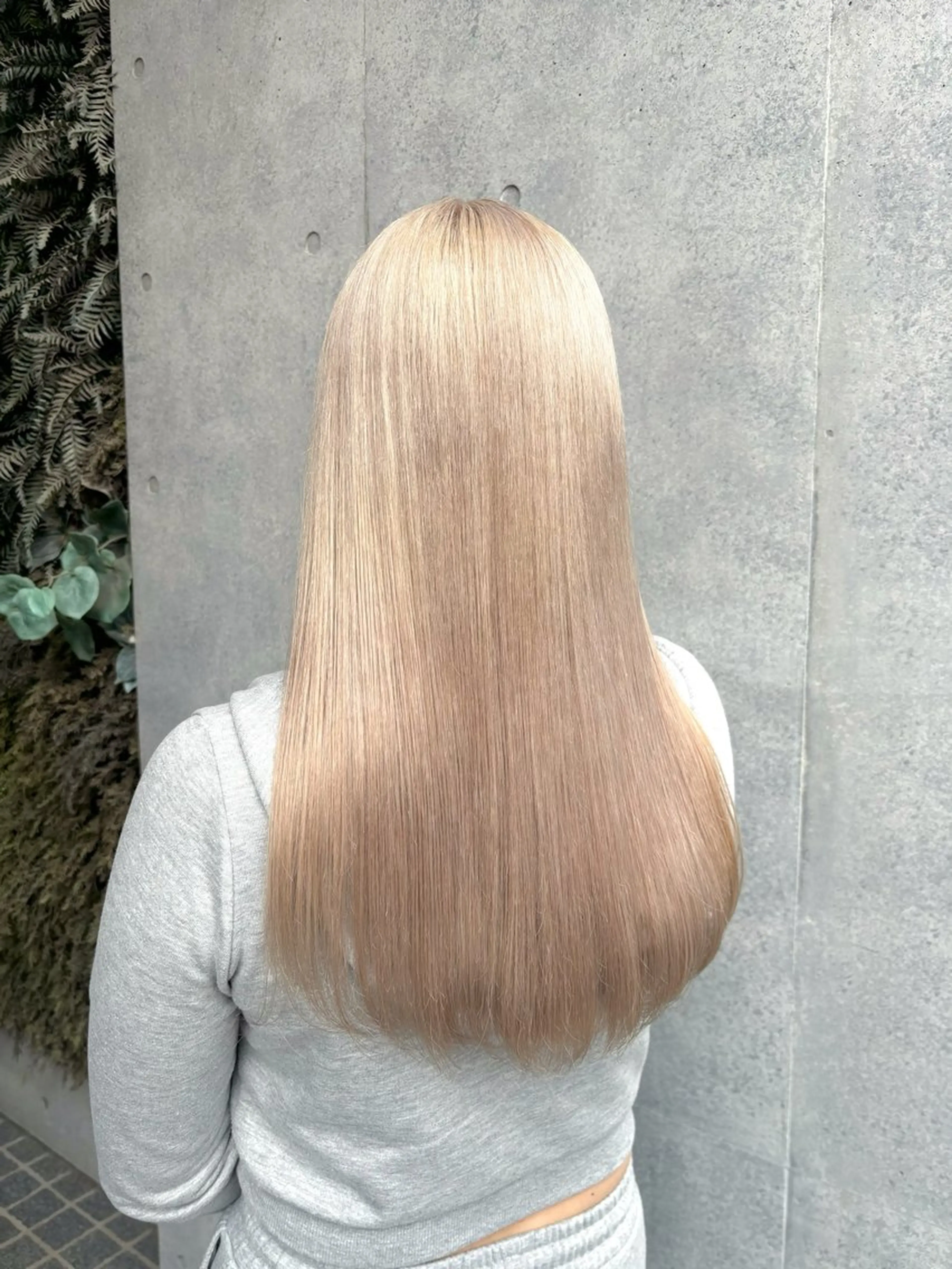ロング カラー カット ヘアカラー 透明感カラー/ 艶髪縮毛矯正/しほのヘアスタイル