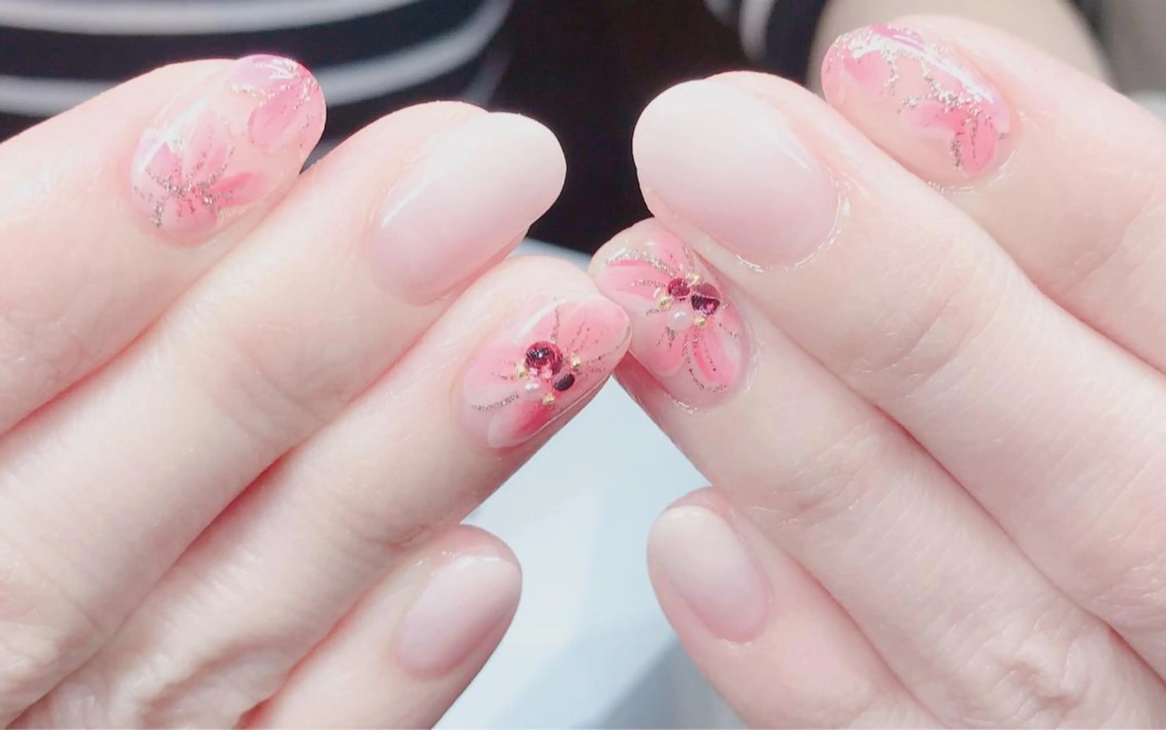 ネイル ニュアンスネイル🌈 MYU Nailsのネイルデザイン