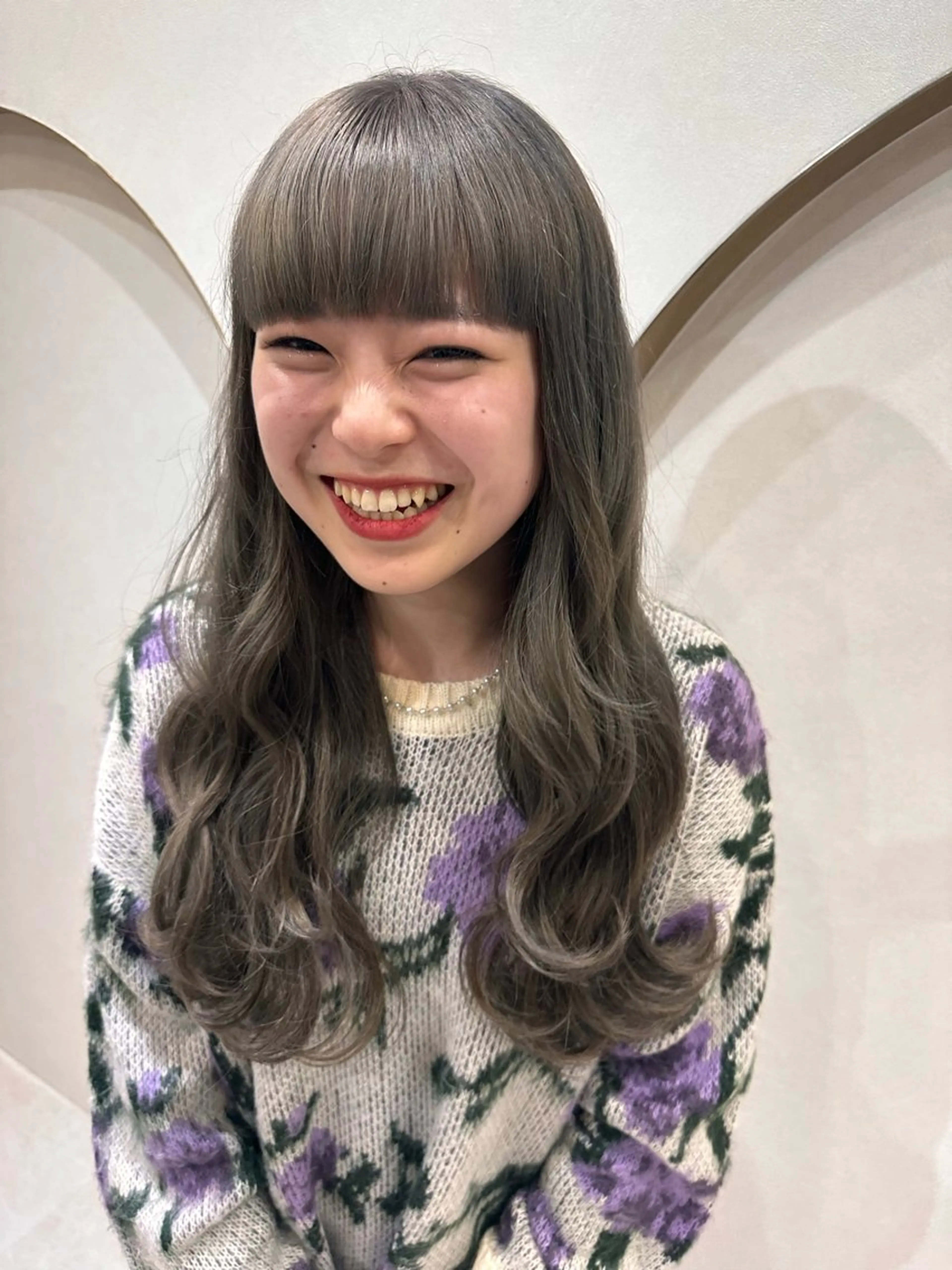 ロング カラー 女性艶髪マンツーマン YUKIのヘアスタイル