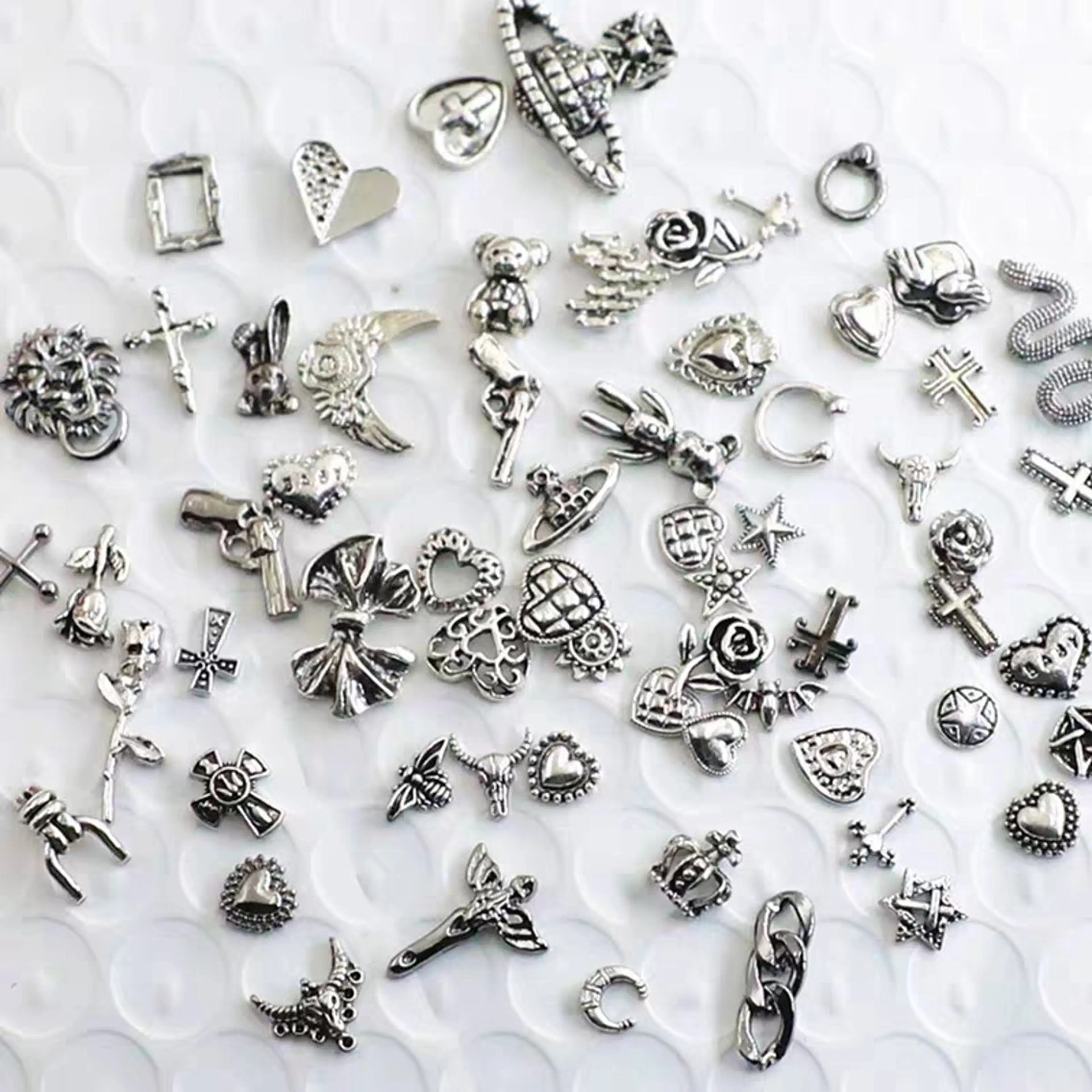 ネイル フィルイン・深爪矯正 長さ出し・リラク

のネイルデザイン