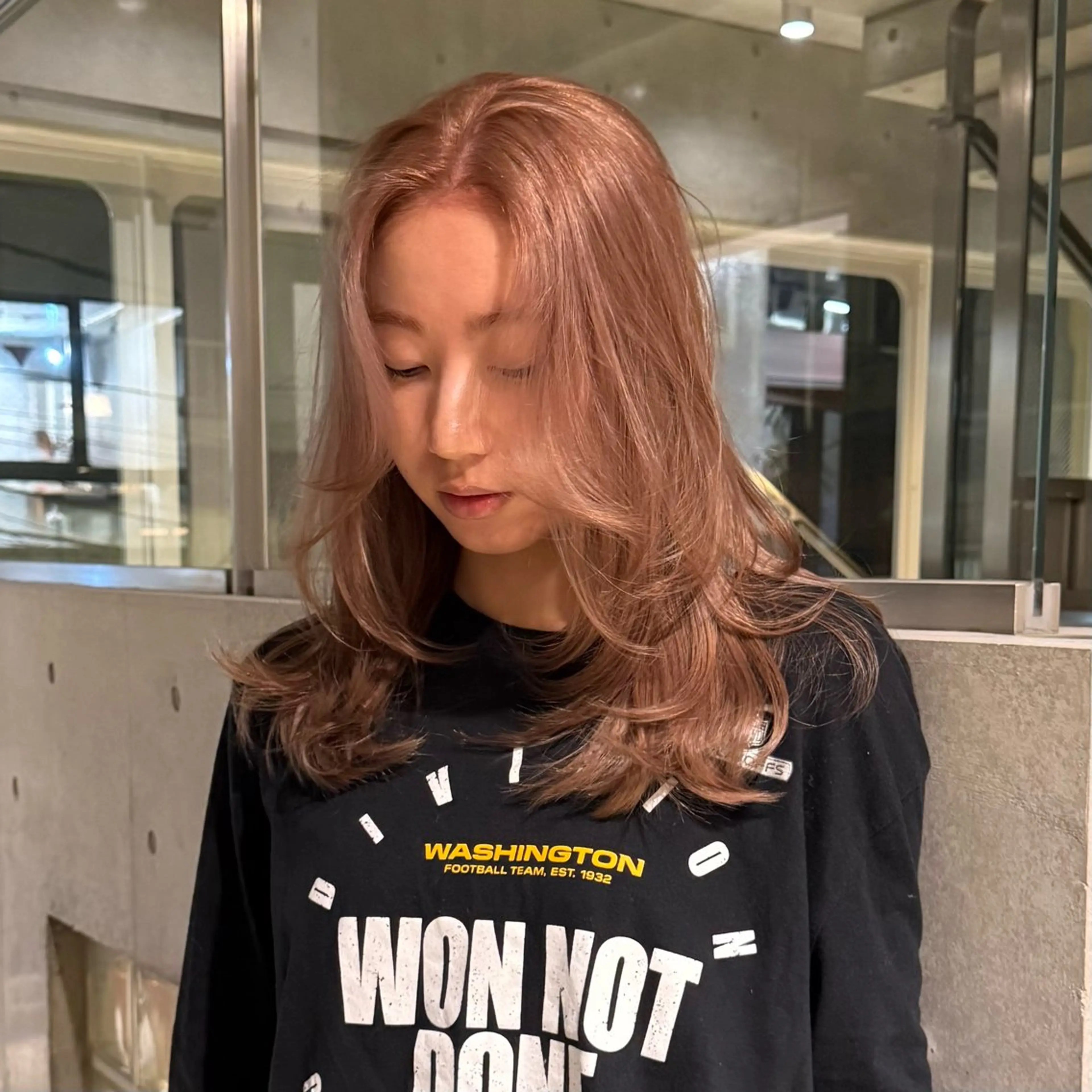 カラー RINA .のヘアスタイル