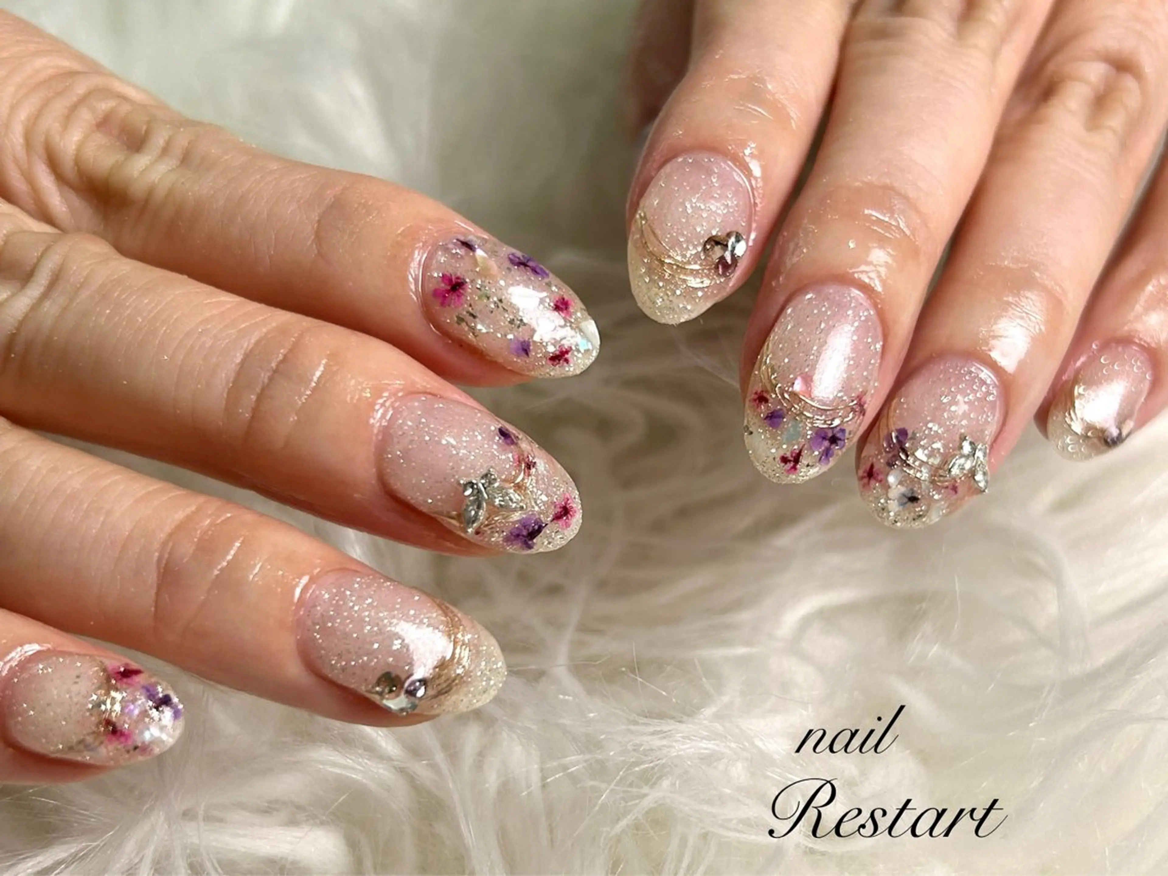 ミディアム ハンドネイル nail Restart所属・Restart YURIのネイルデザイン